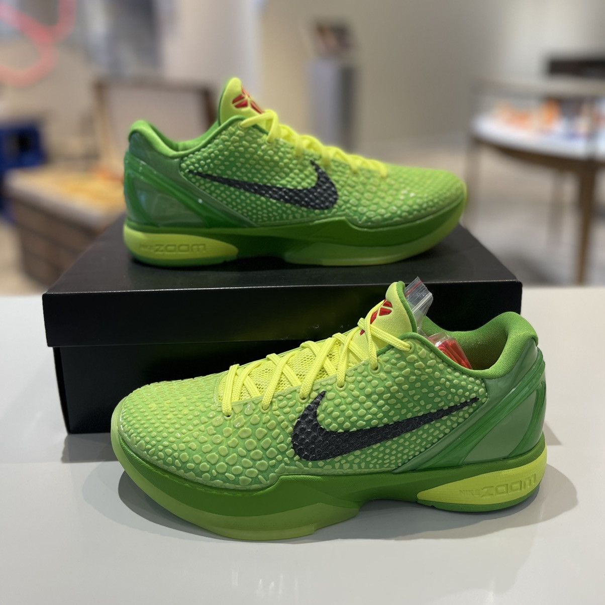 Nike Nike Kobe 6 Protro Grinch (2020) Size US 10.5 / EU 43-44 - 16 Thumbnail