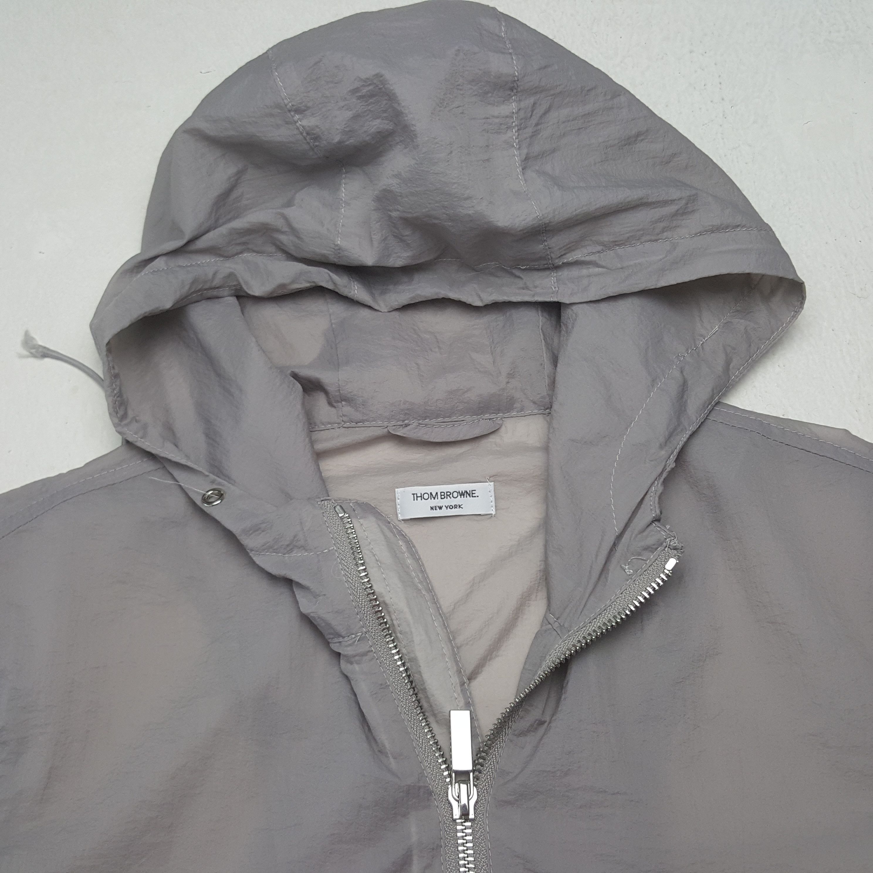 Japanese Brand × Vintage Vintage Thom Browne Windbreaker Jacket Hoodie Size US XS / EU 42 / 0 - 4 Thumbnail