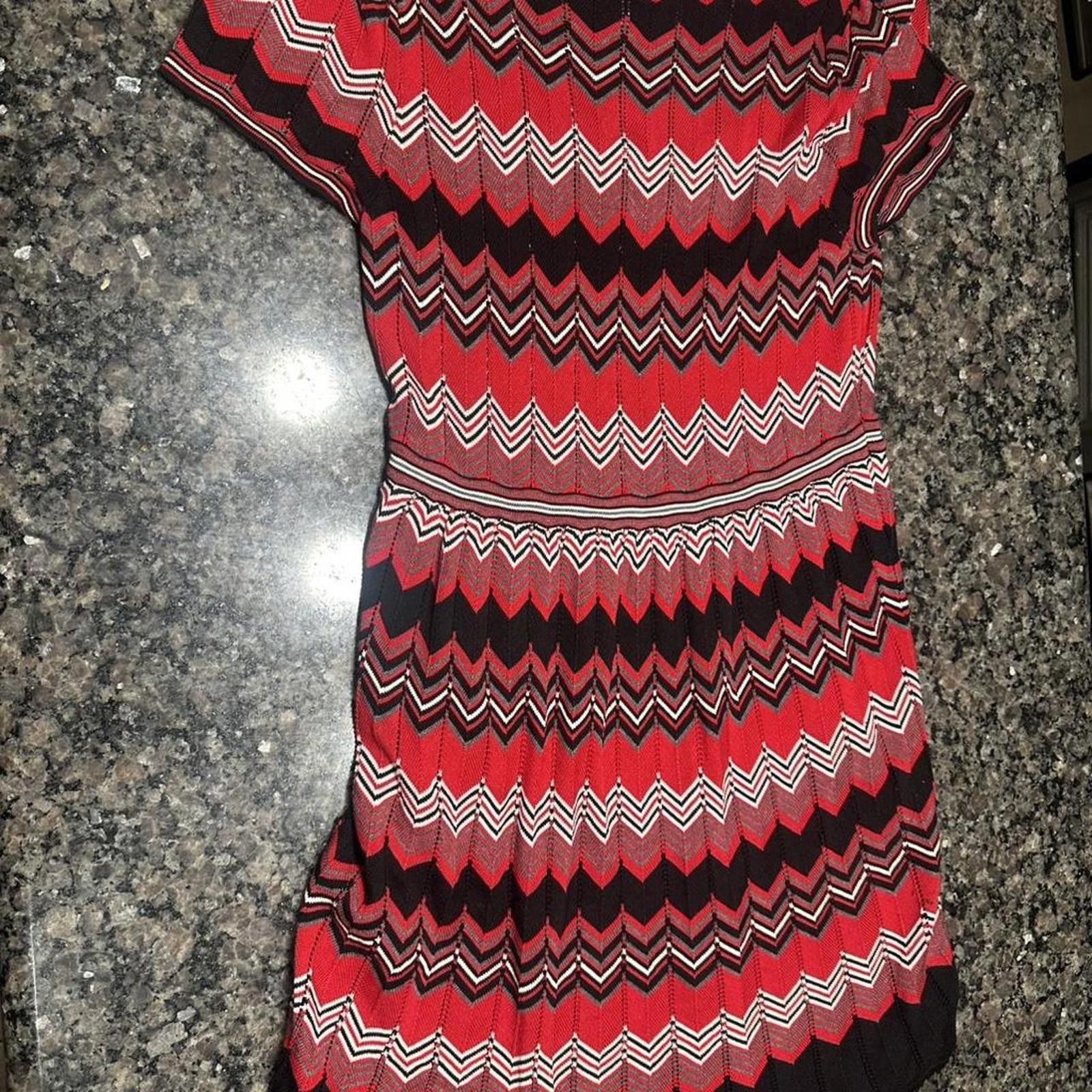 Other Red and black chevron pattern dress #chevronpattern silk Size M / US 6-8 / IT 42-44 - 2 Thumbnail
