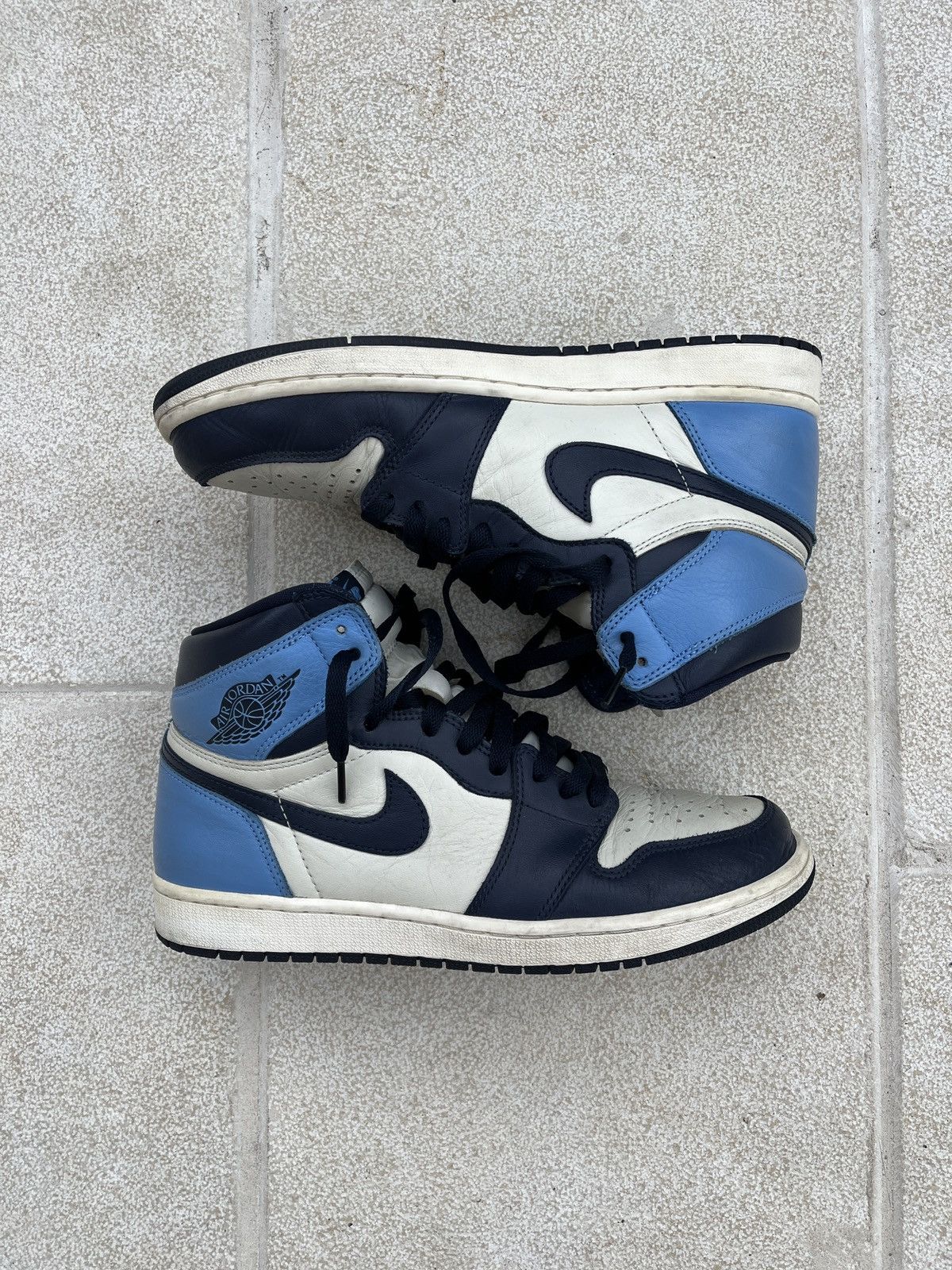 JORDAN 1 OBSIDIAN SIZE 9.5