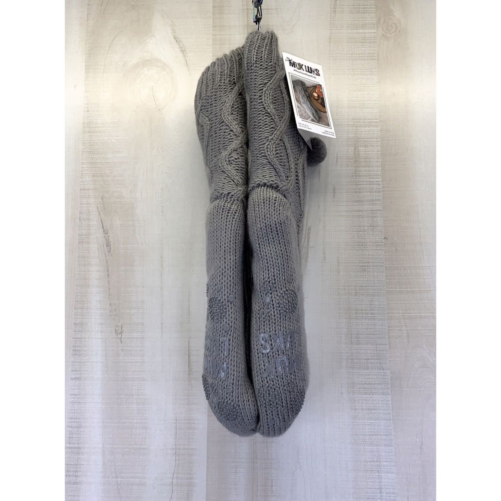 Vintage Muk Luks Womens Slipper Sock Grey Cable Knit Gripper Bottom XL 8-11 NWT-10529 Size 40" / US 18 - 7 Thumbnail