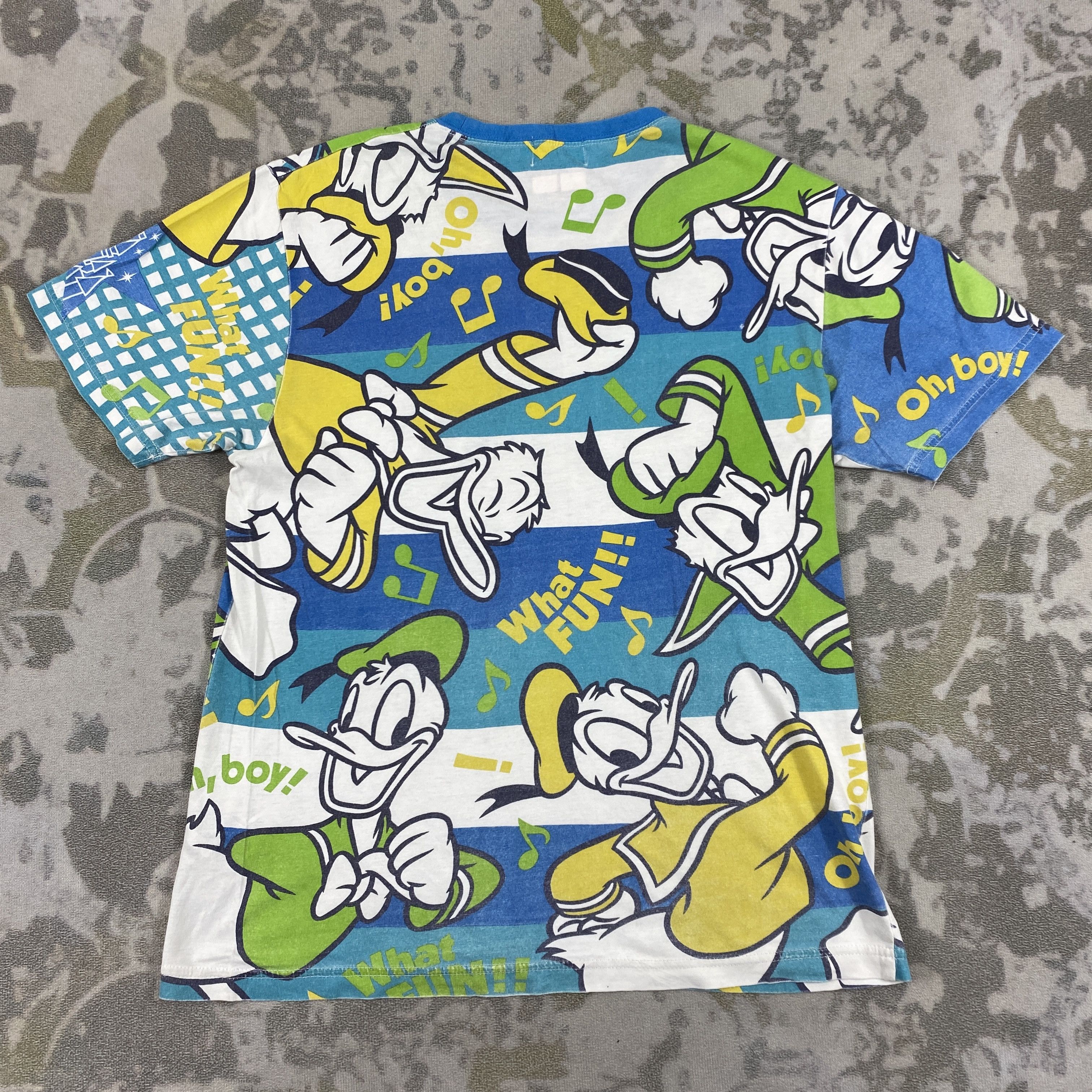 Cartoon Network Vintage Disney Donald Duck Full Print Small T-shirt -D058 Size US S / EU 44-46 / 1 - 2 Thumbnail