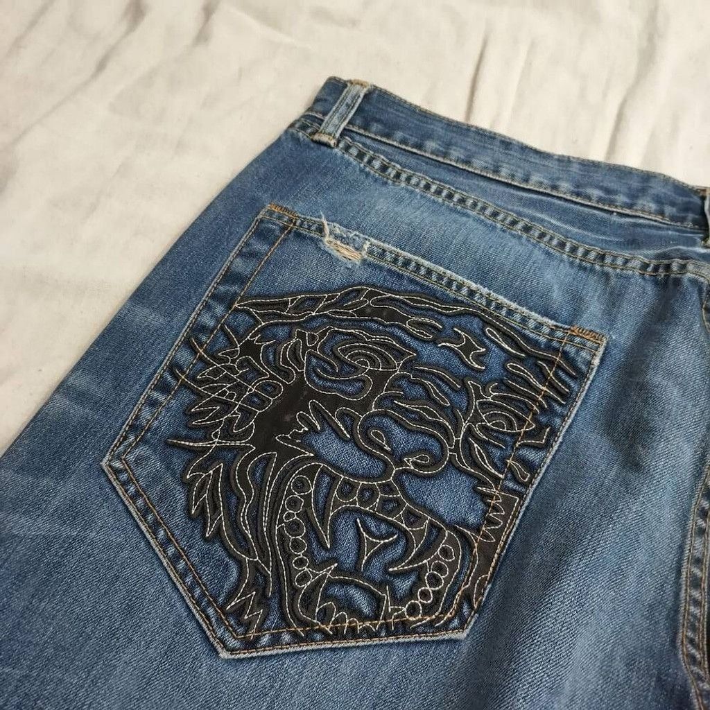 Ed Hardy Ed Hardy tiger embossed wide leg jeans sz 40x34 10657 Size US 40 / EU 56 - 10 Thumbnail