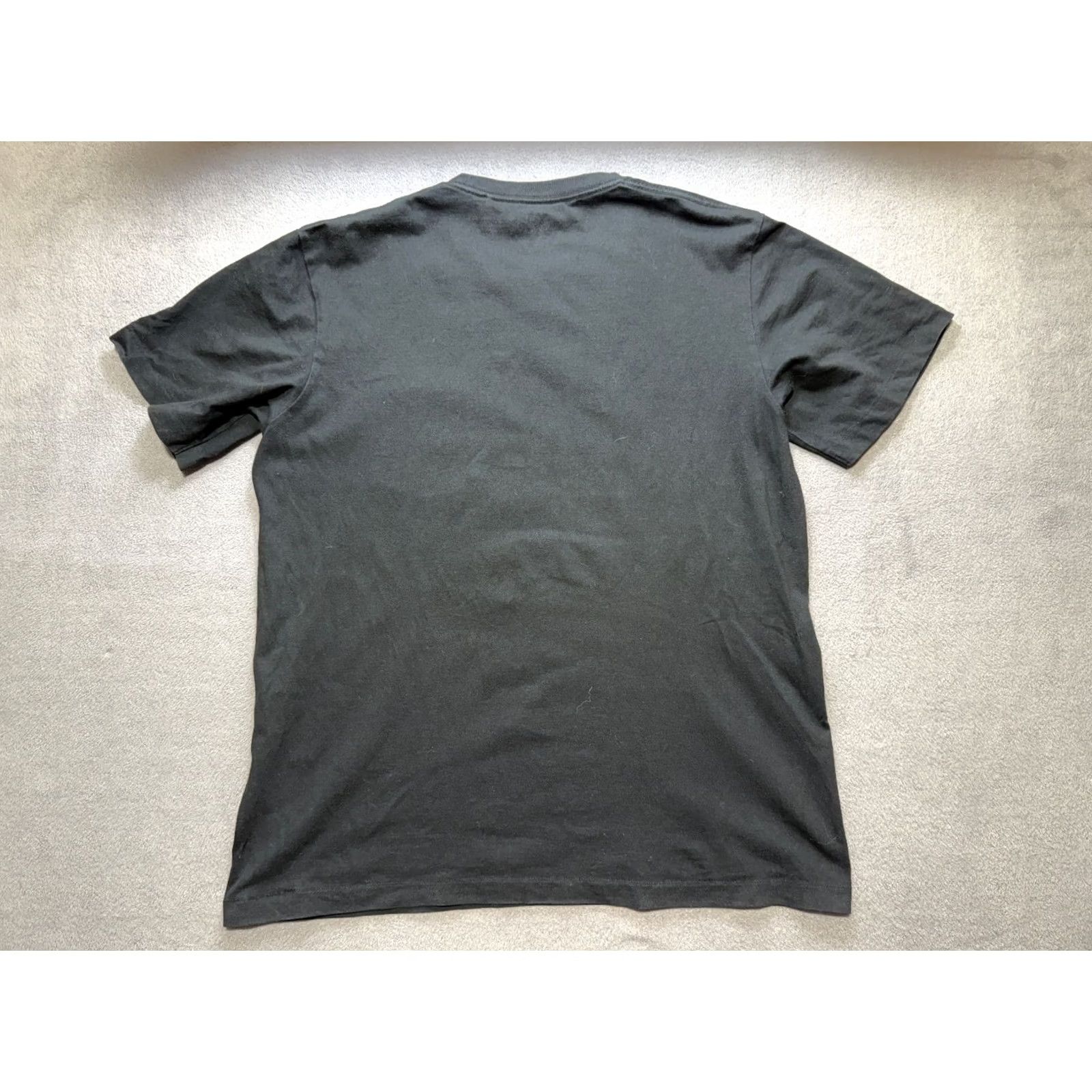 Uniqlo Uniqlo Kaws Black Shirt Mens XL T-Shirt Size XL Black Uniqlo Kaws Shirt Mens XL Size US XL / EU 56 / 4 - 6 Thumbnail