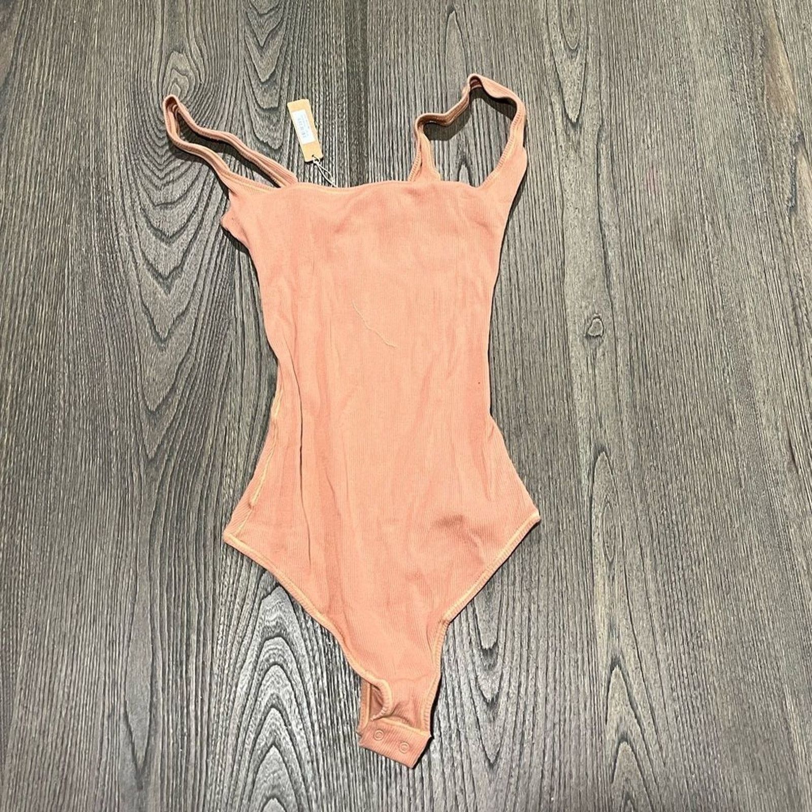 SKIMS NWT Skims Ribbed Stretch Cotton Bodysuit Sedona Size XS Size XS / US 0-2 / IT 36-38 - 1 Thumbnail