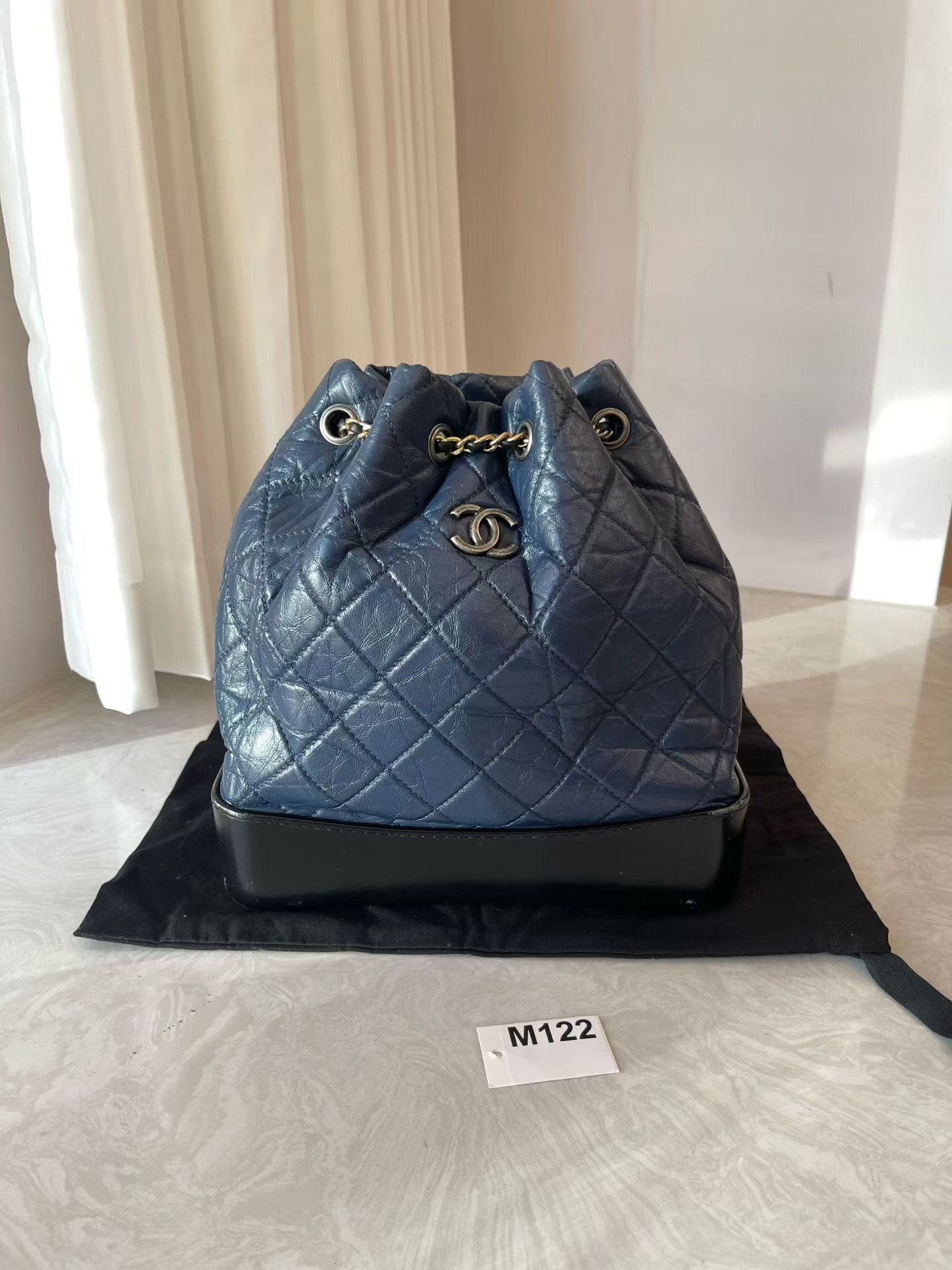 Chanel Pre-loved Bag Very good condition Size ONE SIZE - 1 Thumbnail