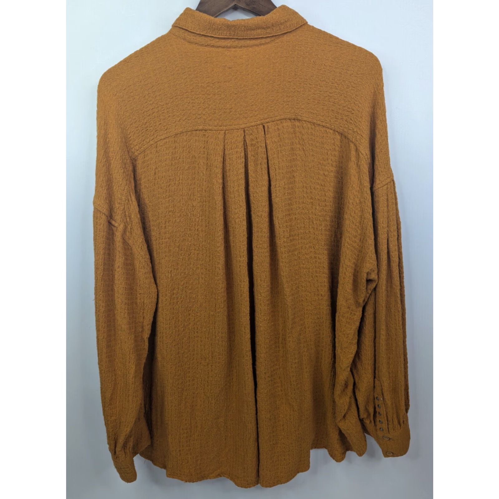 Vintage We the Free We the Free Women's Size Medium Mustard Orange Hidden Valley Button Top Shirt Oversized Button-Up Size M / US 6-8 / IT 42-44 - 4 Thumbnail