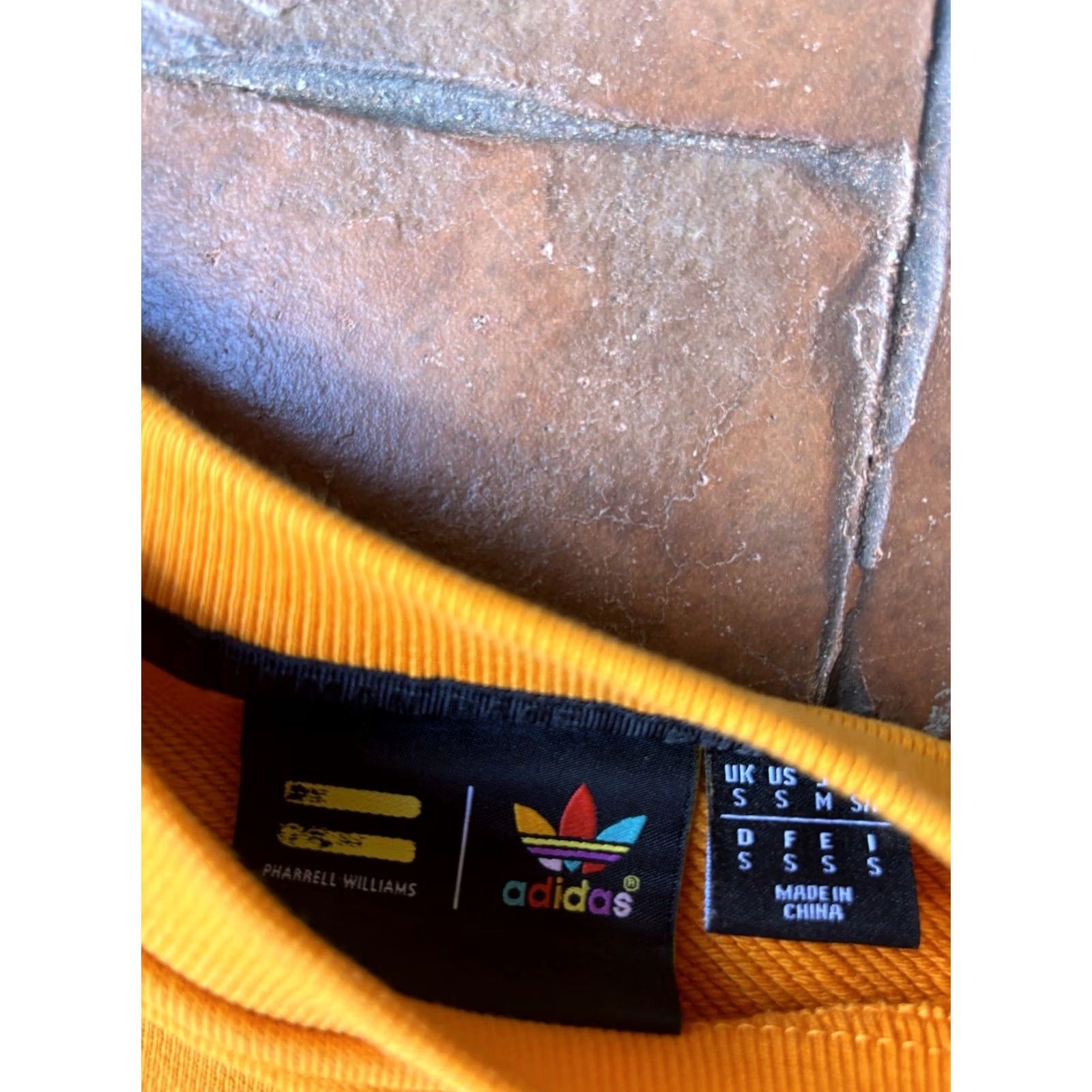 Adidas Adidas X Pharrell Williams Human Race Crewneck Sweatshirt Mens Small Yellow Size US S / EU 44-46 / 1 - 2 Thumbnail