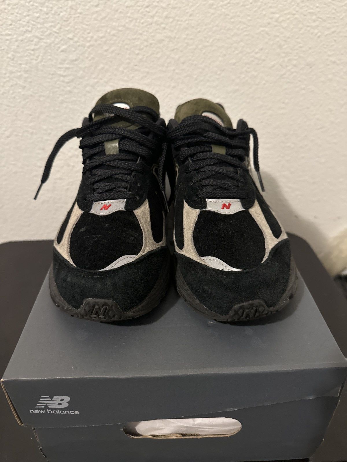 New Balance New Balance 2002R Year of the Dragon Size US 8 / EU 41 - 2 Thumbnail
