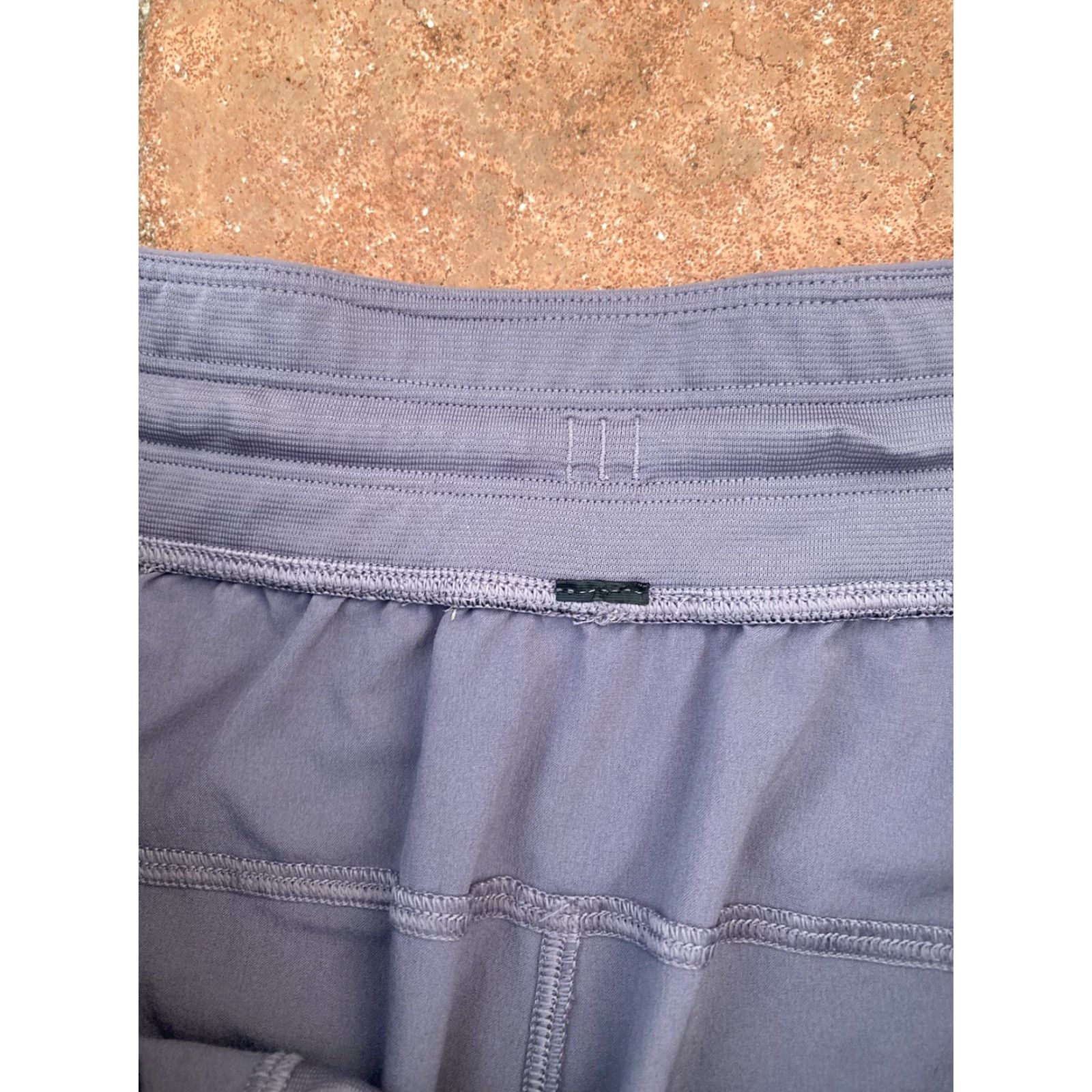 Lululemon Lululemon Athletic Gym Shorts Men's M 8inch Light Purple Unlined Drawstring Athletic Activewear Sports Running Size US 31 - 3 Thumbnail