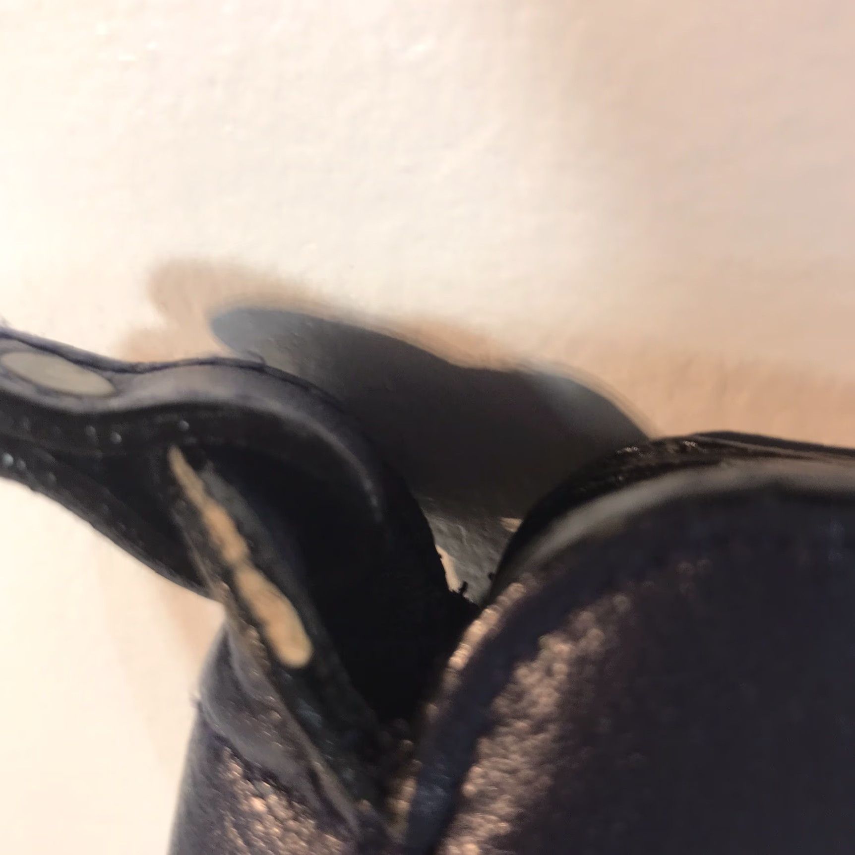 Etienne Aigner VINTAGE Etienne Aigner Navy Leather Shoulder Bag Medium Adjustable Strap Business Casual Travel Womens Size ONE SIZE - 3 Thumbnail