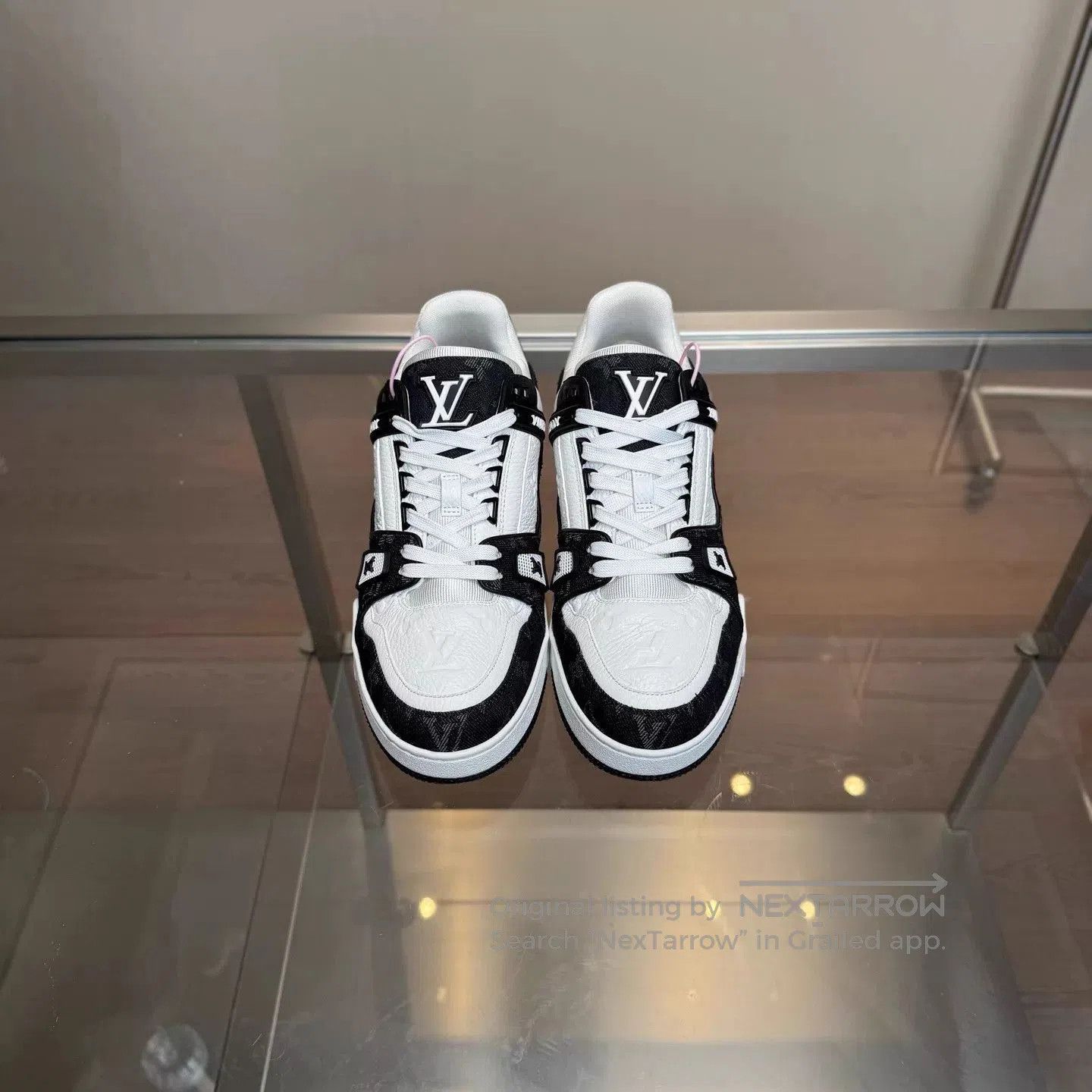 Louis Vuitton Multi Color Low-Top Sneakers Size 8. Size US 8 / EU 41 - 2 Thumbnail