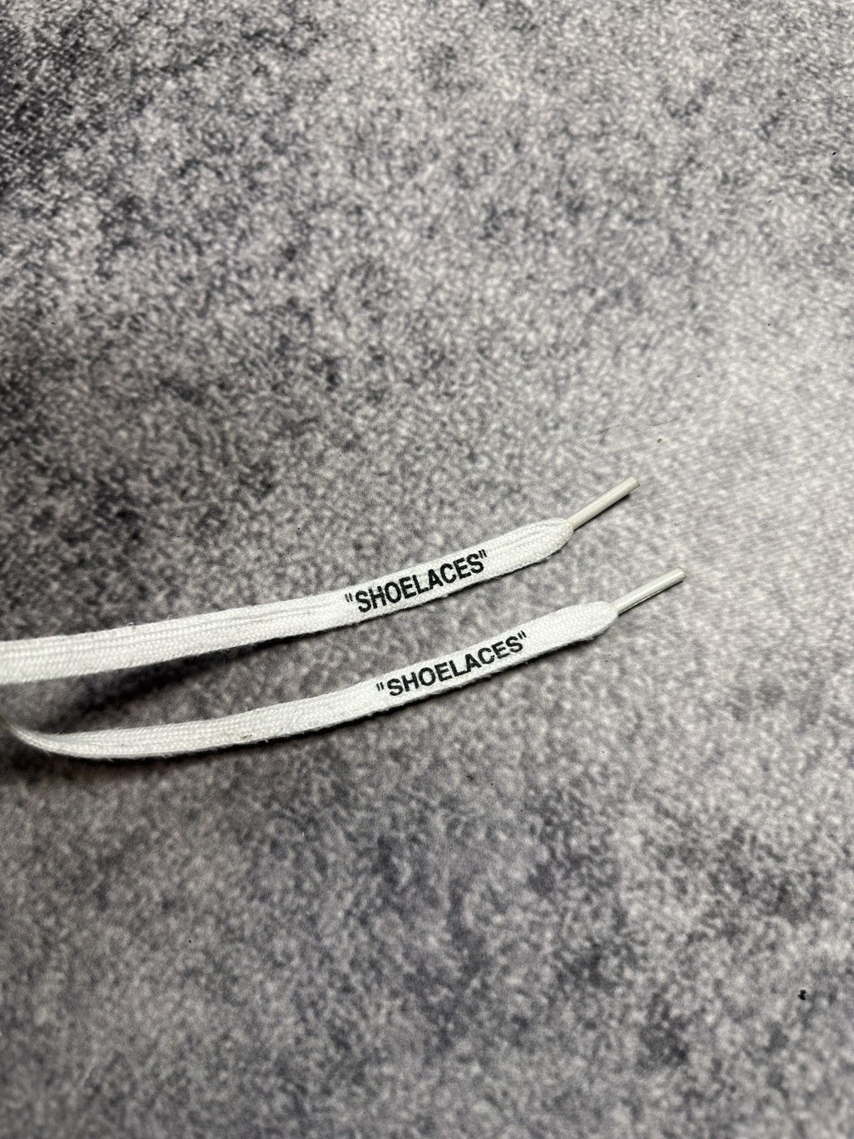 Off-White Vintage Logo Off-White Sneakers Style Rare USA 43 Shoelaces Size US 10 / EU 43 - 9 Thumbnail