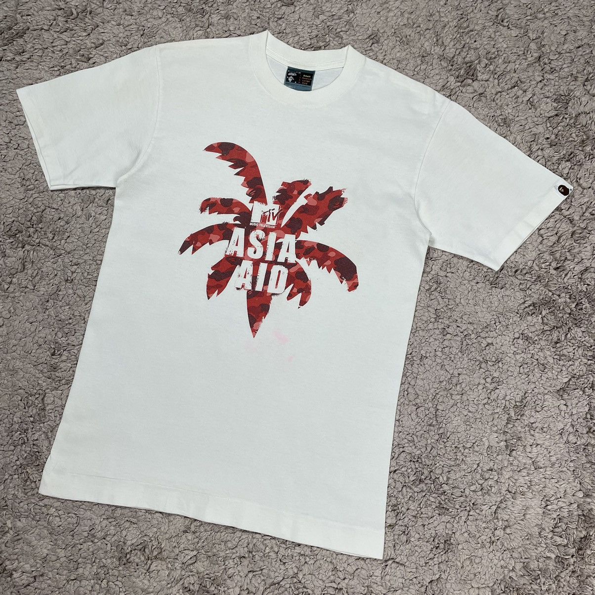 Bape Vintage Bape Mtv Asia Aid T-shirt Size US S / EU 44-46 / 1 - 4 Thumbnail