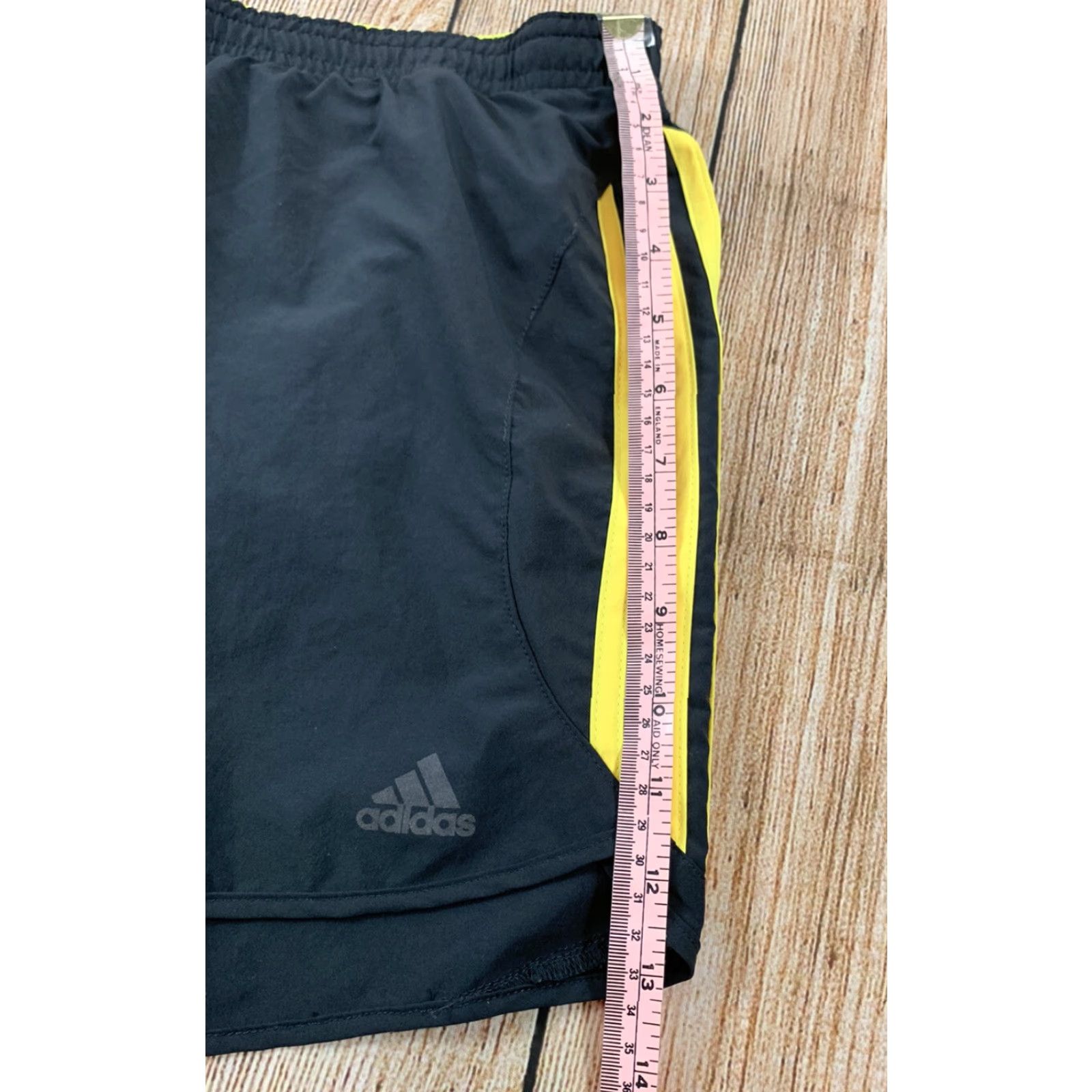 Adidas Adidas Women's Shorts Clima365 Grey Yellow Running Athletic Size M Size 32" / US 10 / IT 46 - 8 Thumbnail