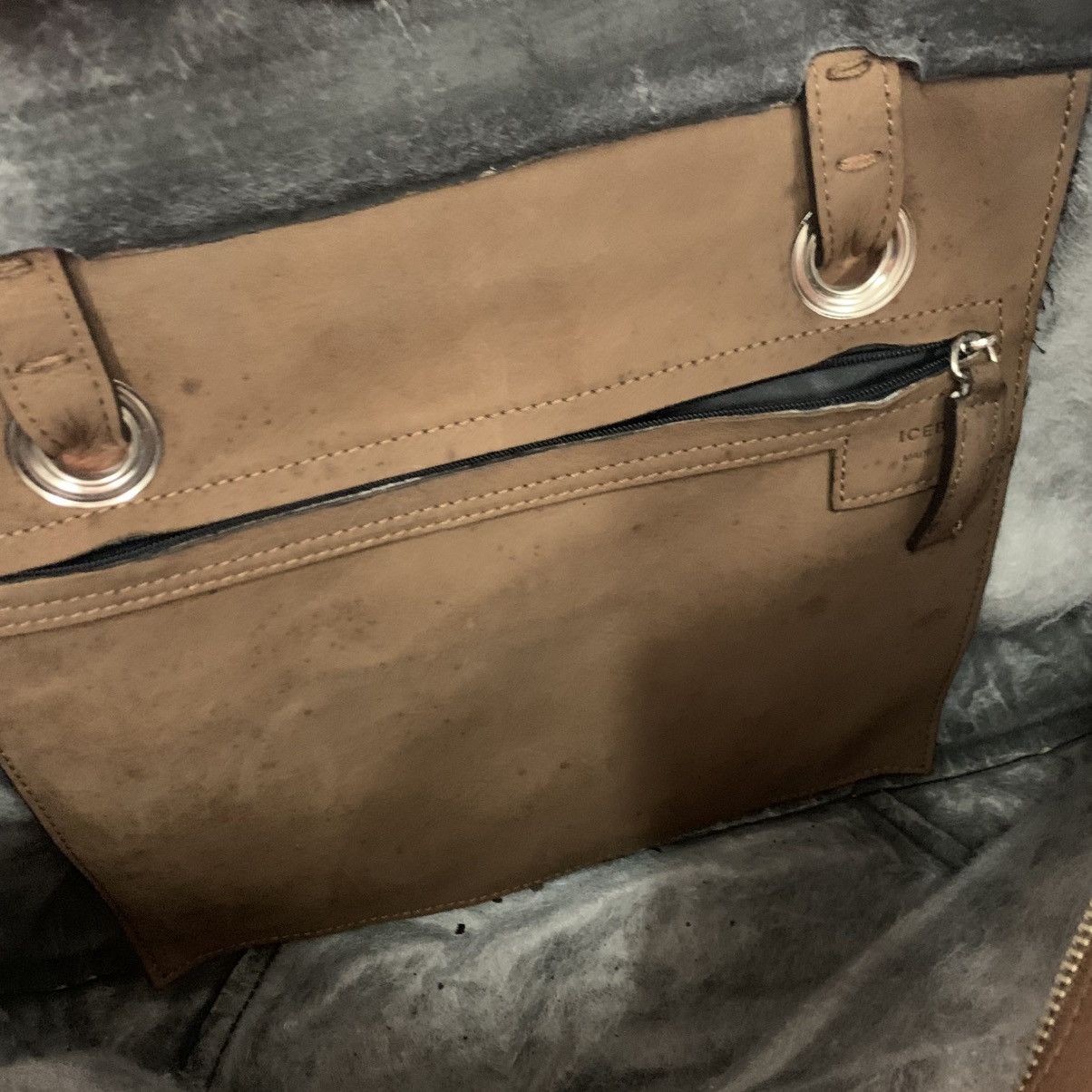 Iceberg 💥‼️HOT ITEM‼️💥Authentic Iceberg Leather Tote Bag Size ONE SIZE - 11 Thumbnail