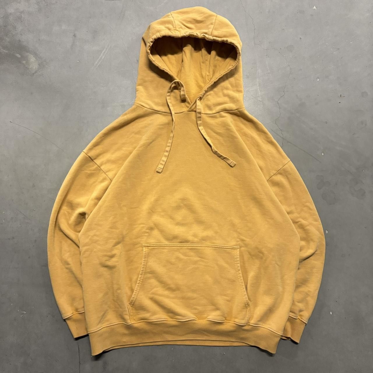 Vintage Crazy Vintage Y2K/2000s Blank Orange Yellow High Quality Streetwear Hoodie! Size US L / EU 52-54 / 3 - 1 Thumbnail