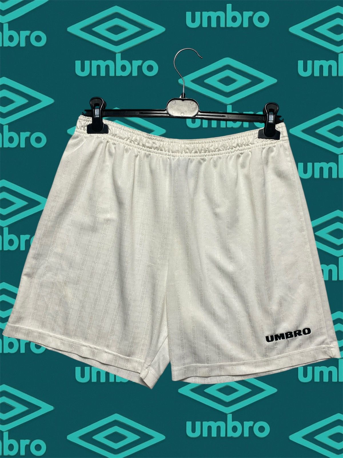 Umbro Vintage Umbro Shorts monogram logo L size Size US 34 / EU 50 - 1 Thumbnail