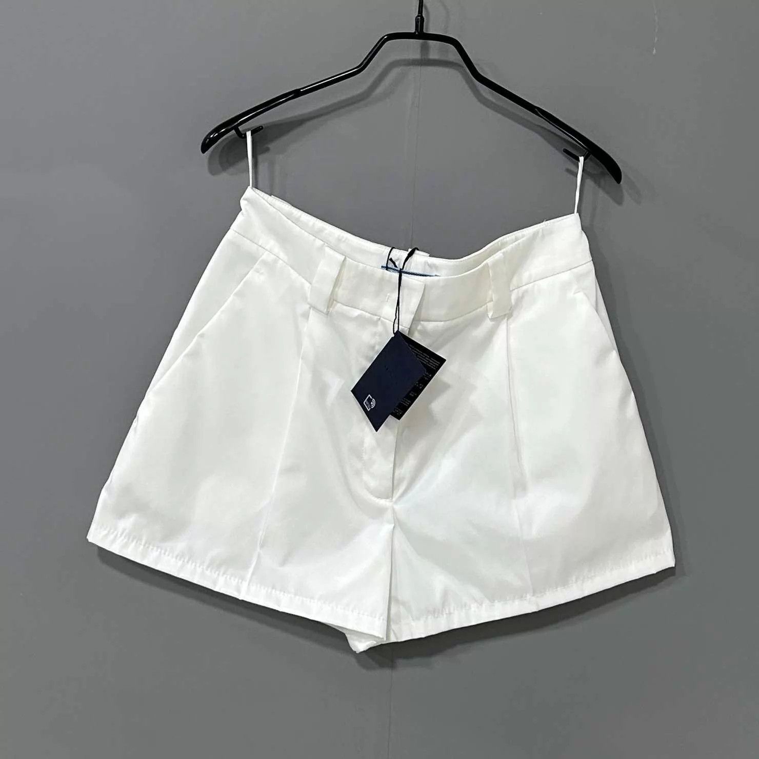 Prada PRADA White Recycled Nylon Short 36 Size 25" / US 0 / IT 36 - 1 Thumbnail