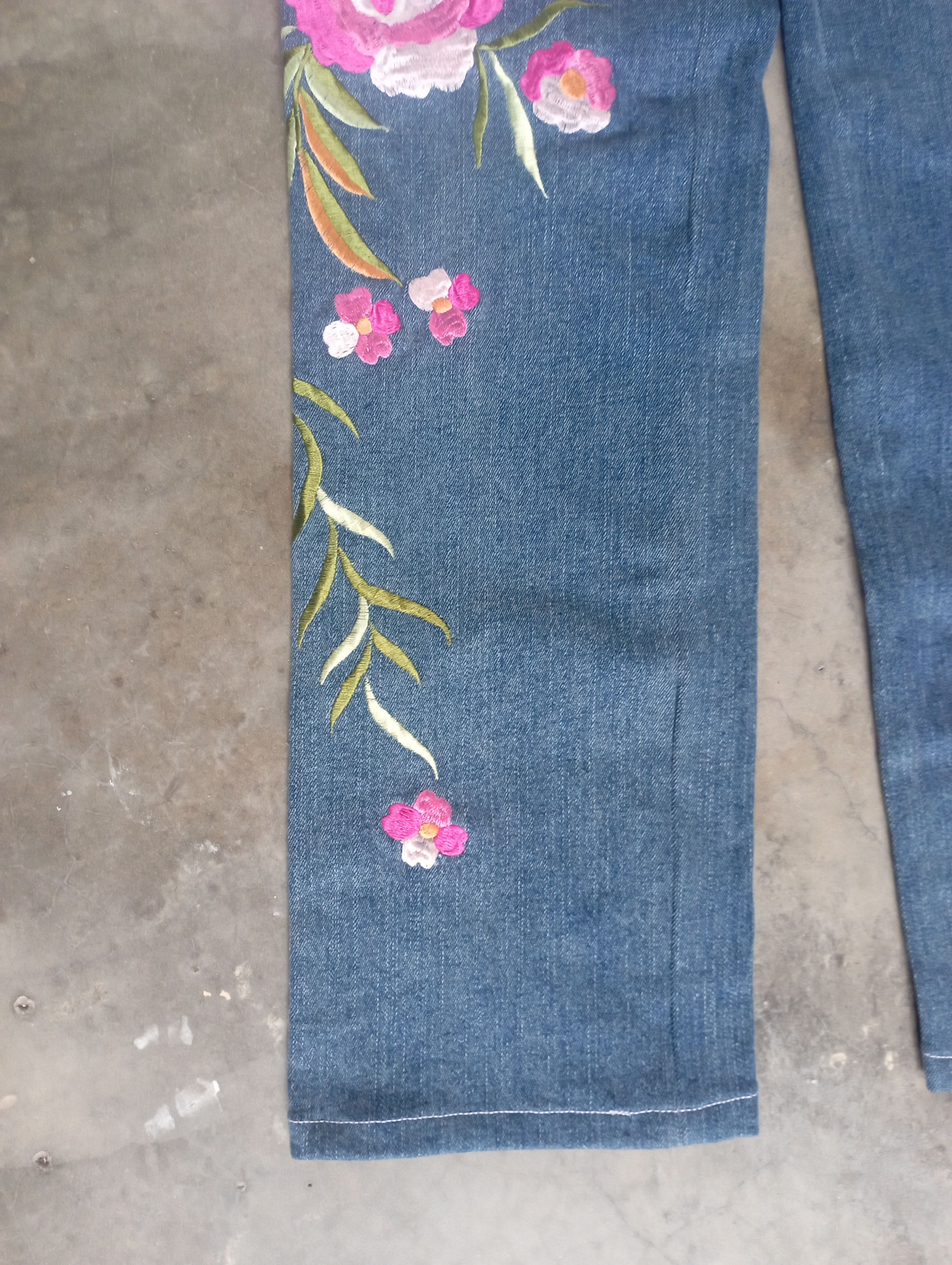 Hysteric Glamour Avant Garde New Lili Nucci Japan Embroidered Flowerd Jeans Size 28" / US 6 / IT 42 - 6 Thumbnail