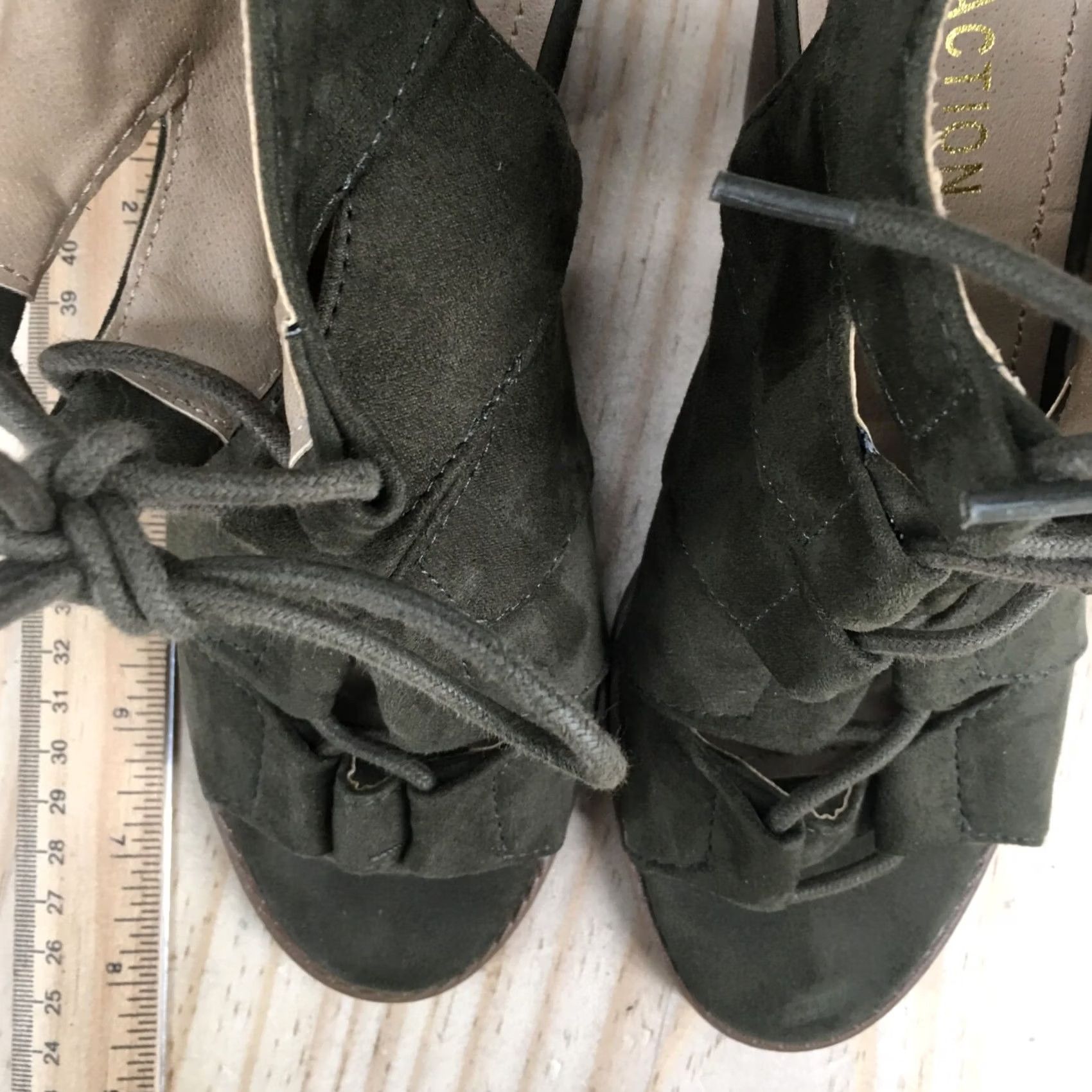 Kenneth Cole Kenneth Cole Heels Womens Gladiator Kay Board Green Block Open Toe M Casual Shoes 7 Size US 7 / IT 37 - 6 Thumbnail