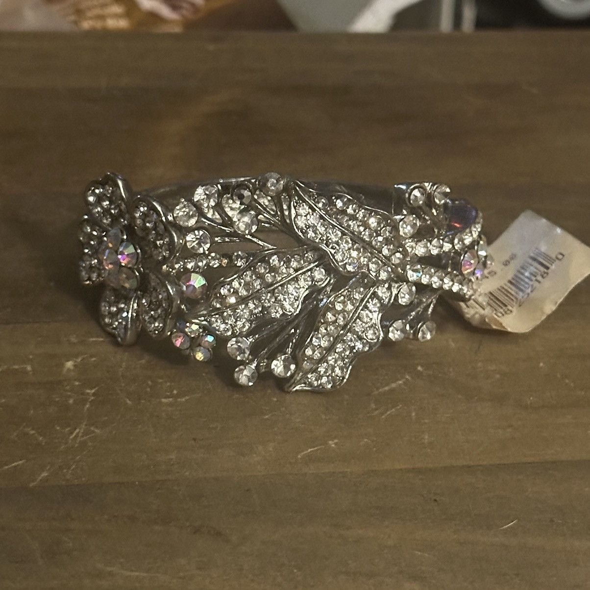 Vintage Vintage Austrian crystal rhinestone flower hinged bracelet Size ONE SIZE - 8 Thumbnail