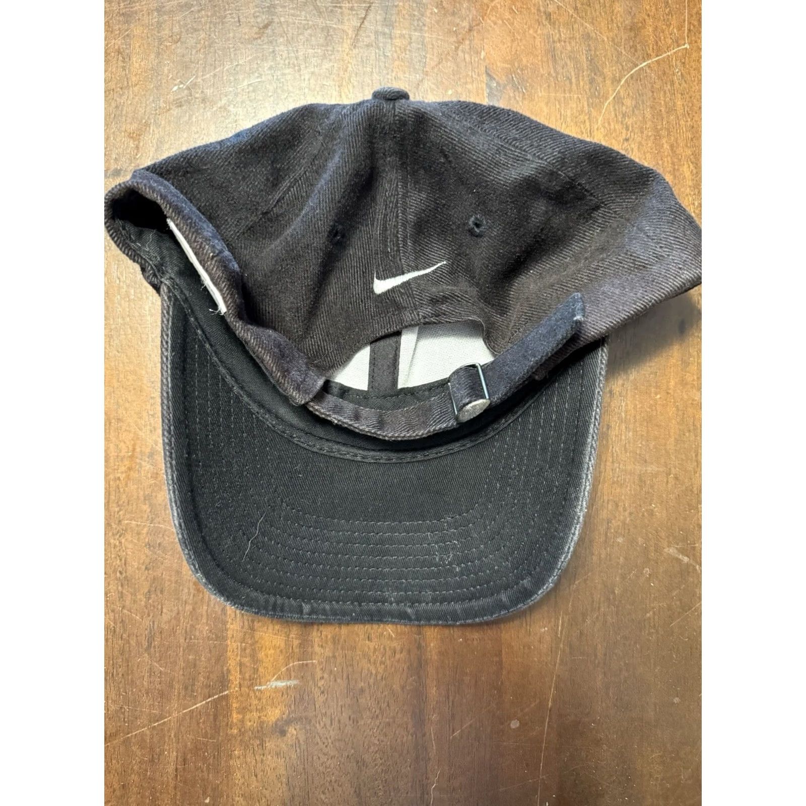 Nike VINTAGE Nike Hat Cap Strap Back Black One Size Swoosh Dad Casual Cotton Mens Size ONE SIZE - 4 Thumbnail