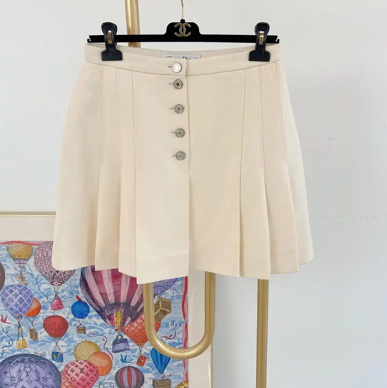 Dior Dior Summer Beige Wool Mini Skirt 0089 Size 30" / US 8 / IT 44 - 1 Thumbnail