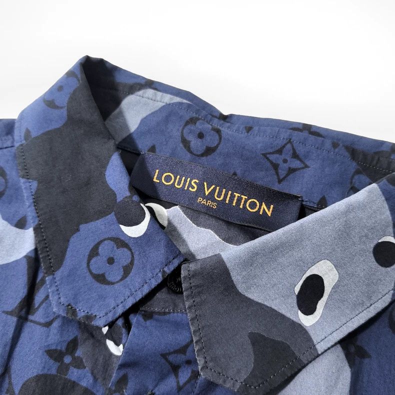Louis Vuitton Louis Vuitton Camouflage Full Logo Shirt 2505-Nextarrow Size US L / EU 52-54 / 3 - 5 Thumbnail