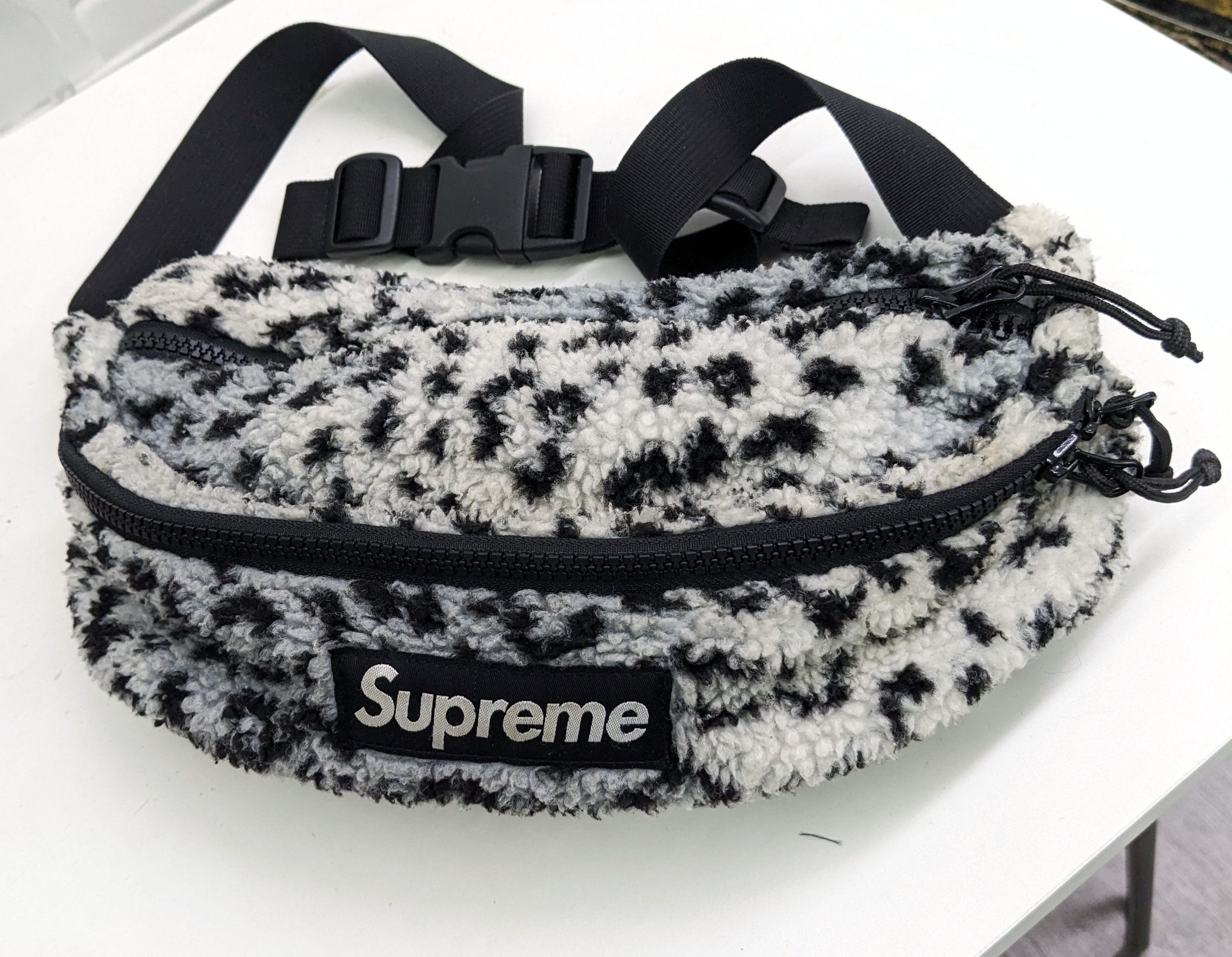 supreme leopard fleece waist bag white - ウエストポーチ