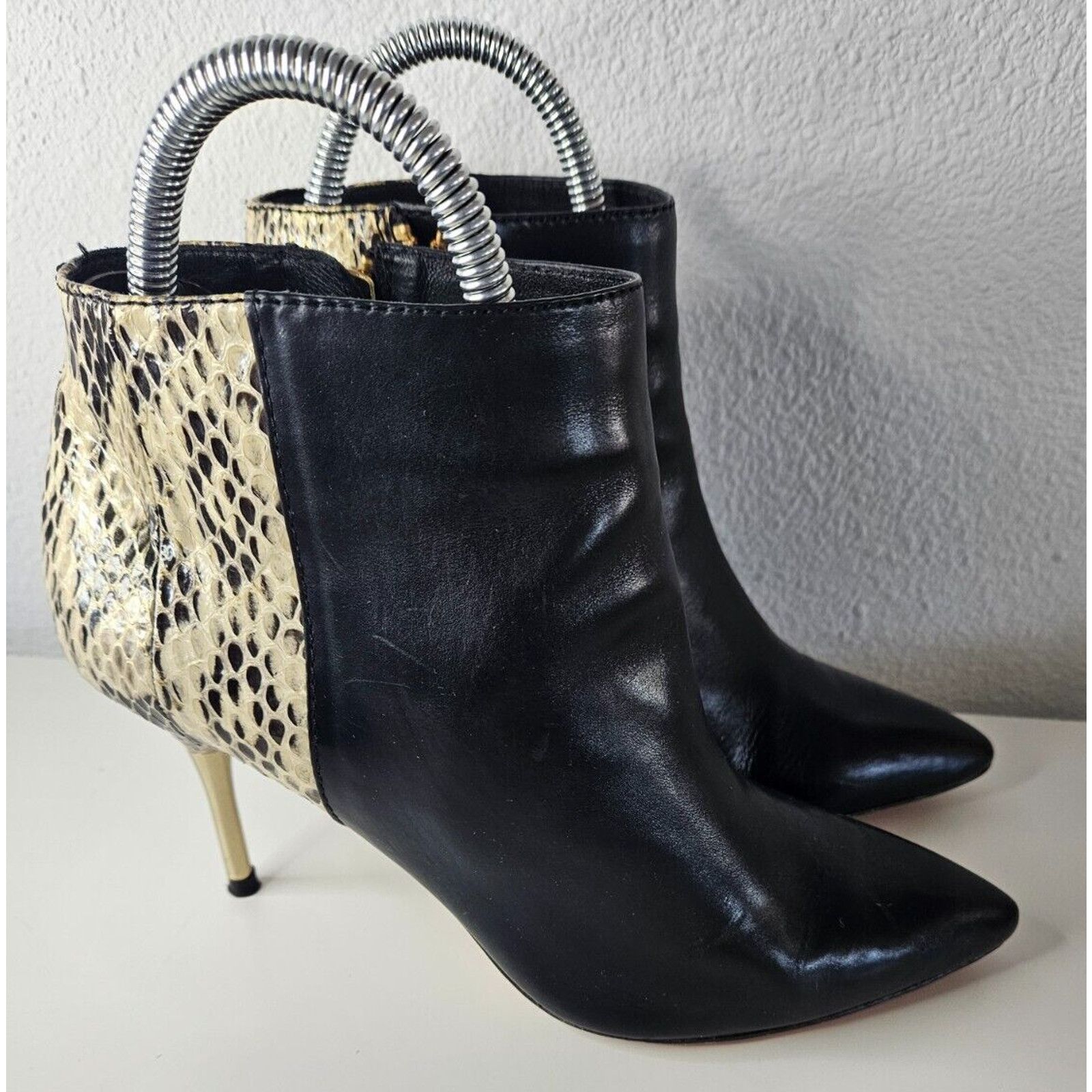 Vince Camuto Vince Camuto Women’s LeatherHeels – Black & Snake Print Sz 8 Size US 8 / IT 38 - 1 Thumbnail
