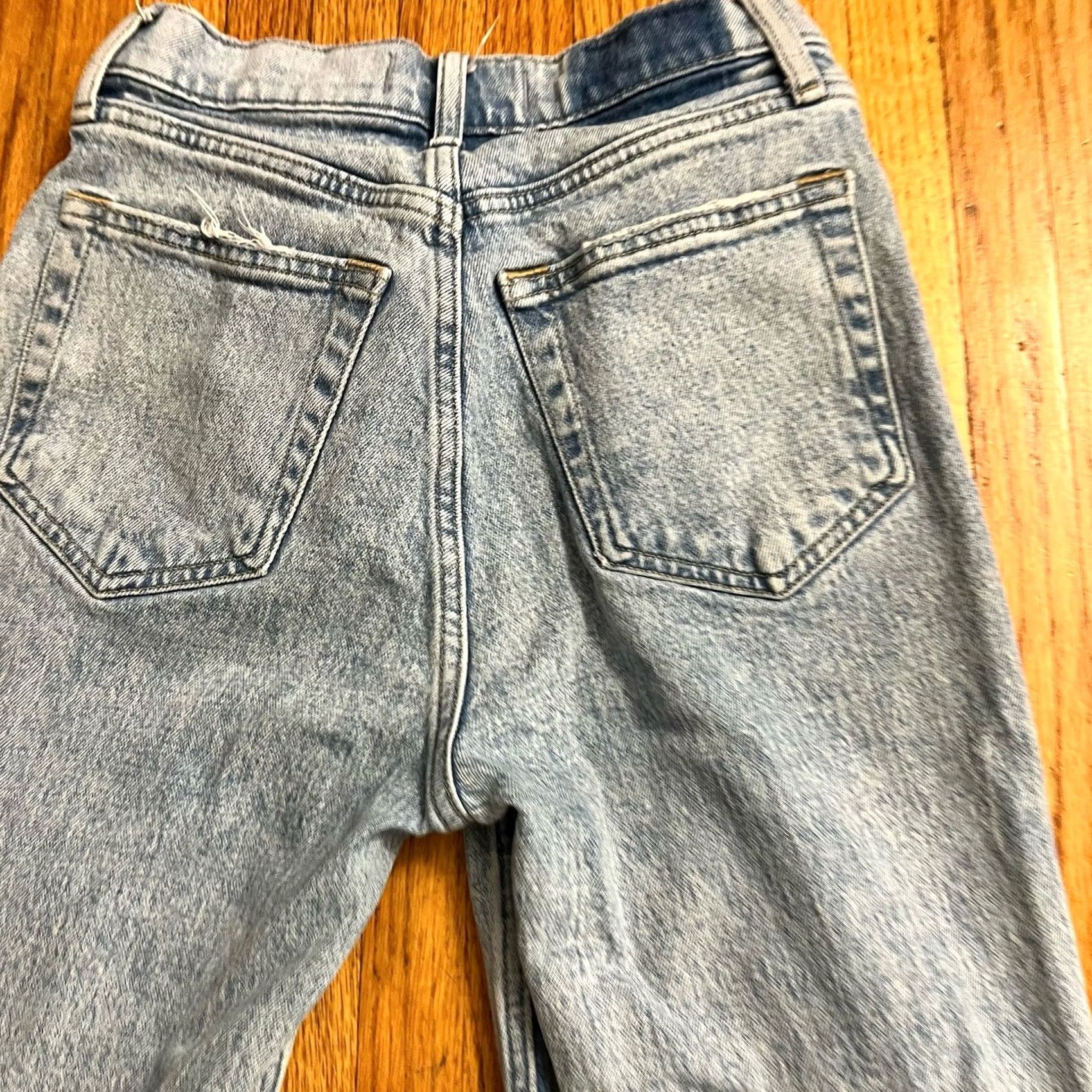 Abercrombie & Fitch Abercrombie & Fitch Jeans Womens 26 Regular Blue 90s Straight High Rise Criss Cross Jeans Womens 26 Blue 90s Straight High Rise Criss Cross Size 26" / US 2 / IT 38 - 2 Thumbnail