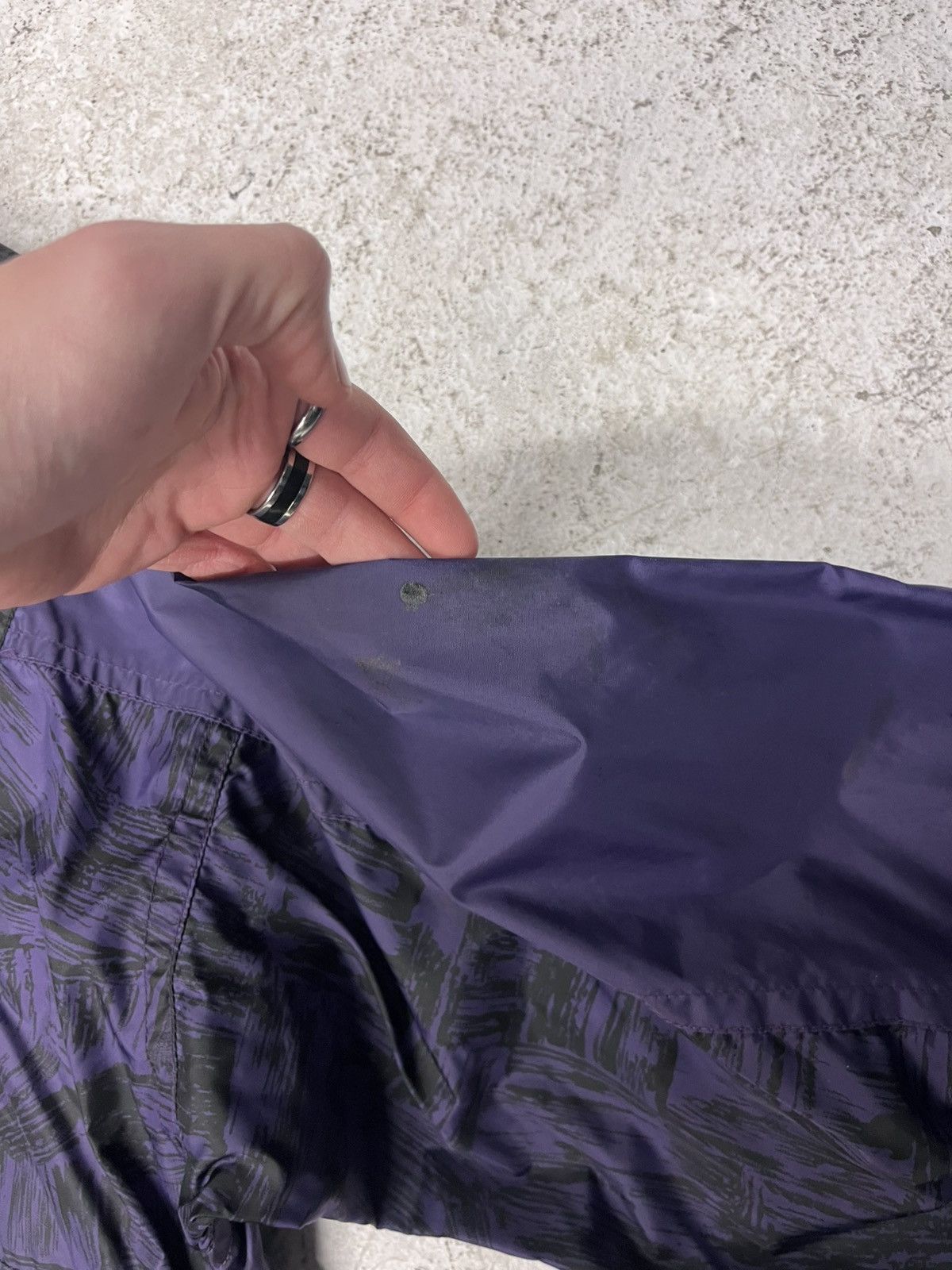 Vintage Vintage black and purple windbreaker jacket Size US M / EU 48-50 / 2 - 4 Thumbnail