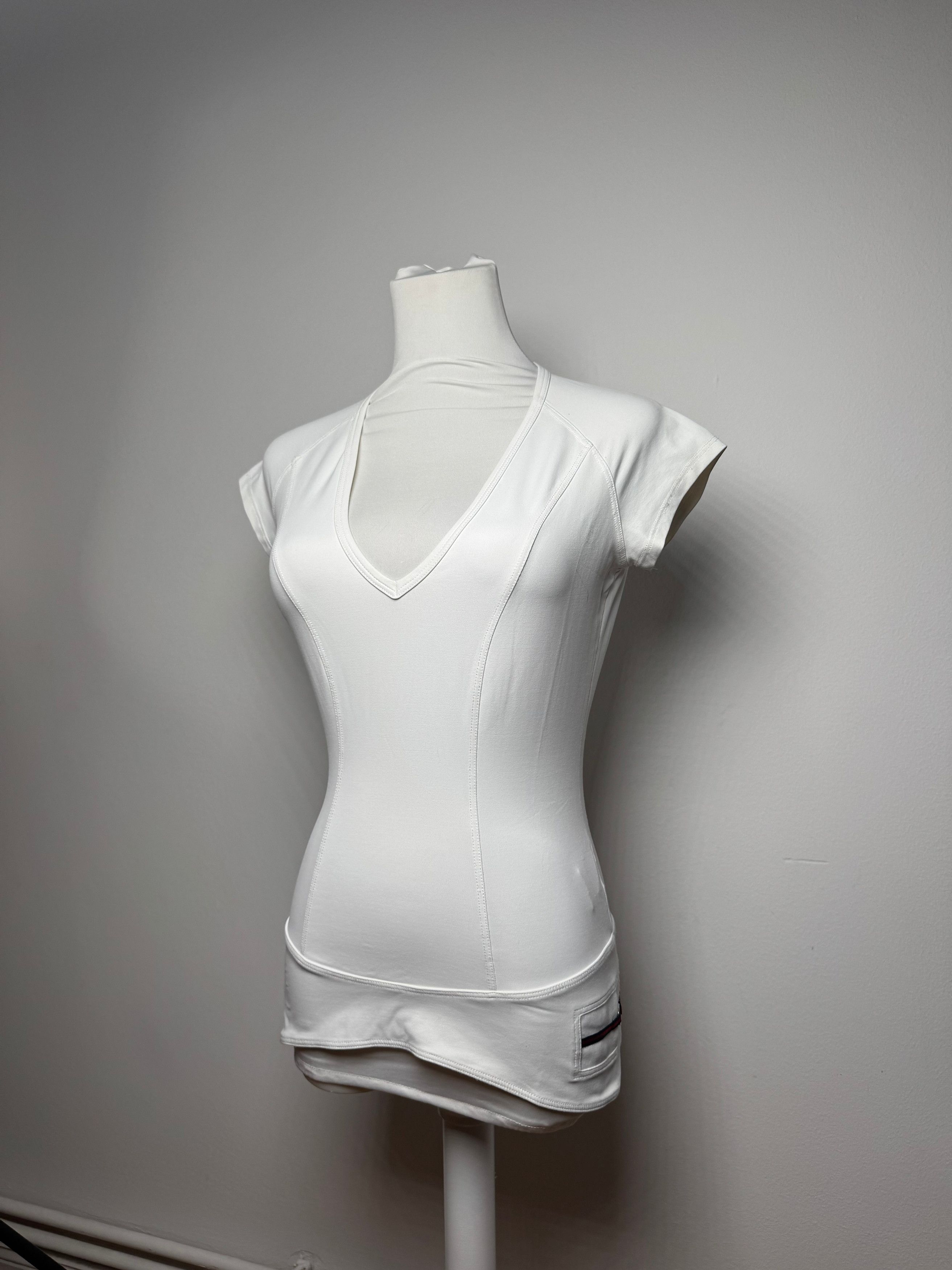 Gucci Vintage Top Polyester white 38/M Size S / US 4 / IT 40 - 1 Thumbnail