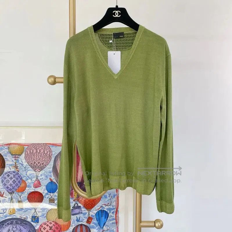 Fendi Green Wool V-Neck Sweater for Men .