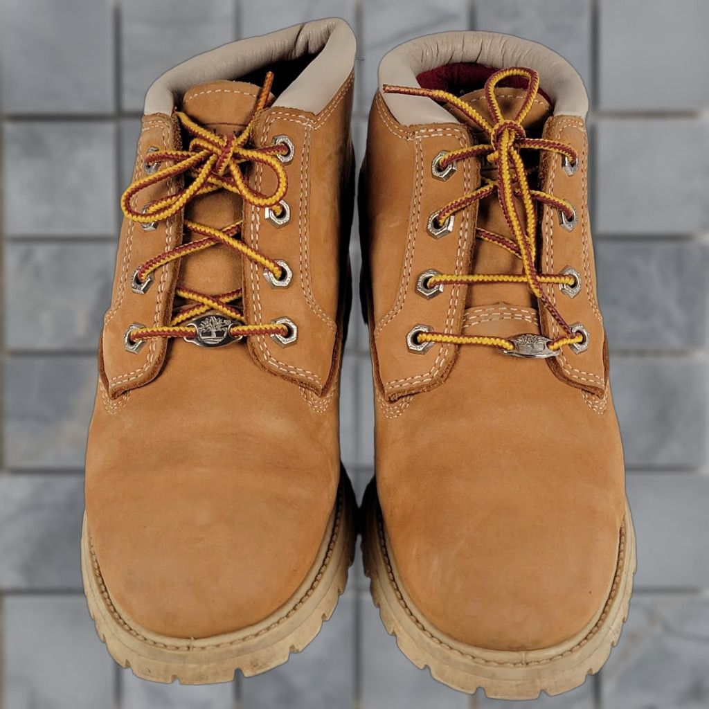 Timberland TIMBERLAND Nellie Waterproof Wheat Chukka Boots Women's 8M Casual Leather Lace Up Boots Size US 8 / IT 38 - 1 Thumbnail