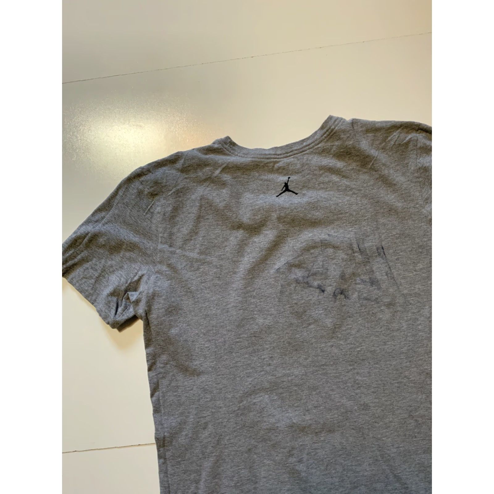 Jordan Brand Air Jordan Retro 10 Los Angeles LA Jumpman Crewneck Graphic S/S T-shirt Sz. L Men Gray Crew Neck Shirt Size US L / EU 52-54 / 3 - 4 Thumbnail
