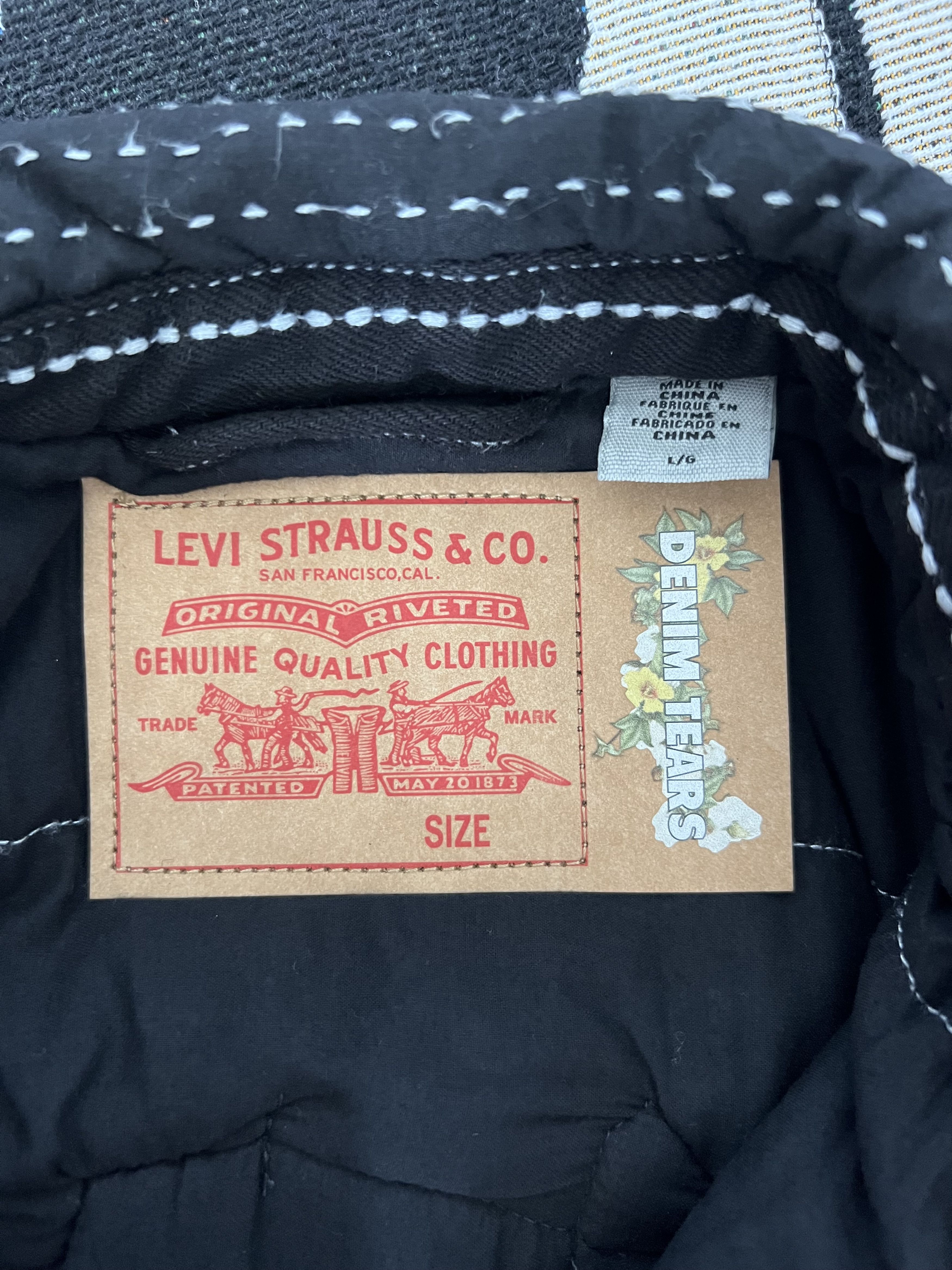 DENIM TEARS × Levi's Denim Tears Levi's Peace Patchwork Padded Jacket in Black Size US L / EU 52-54 / 3 - 8 Thumbnail
