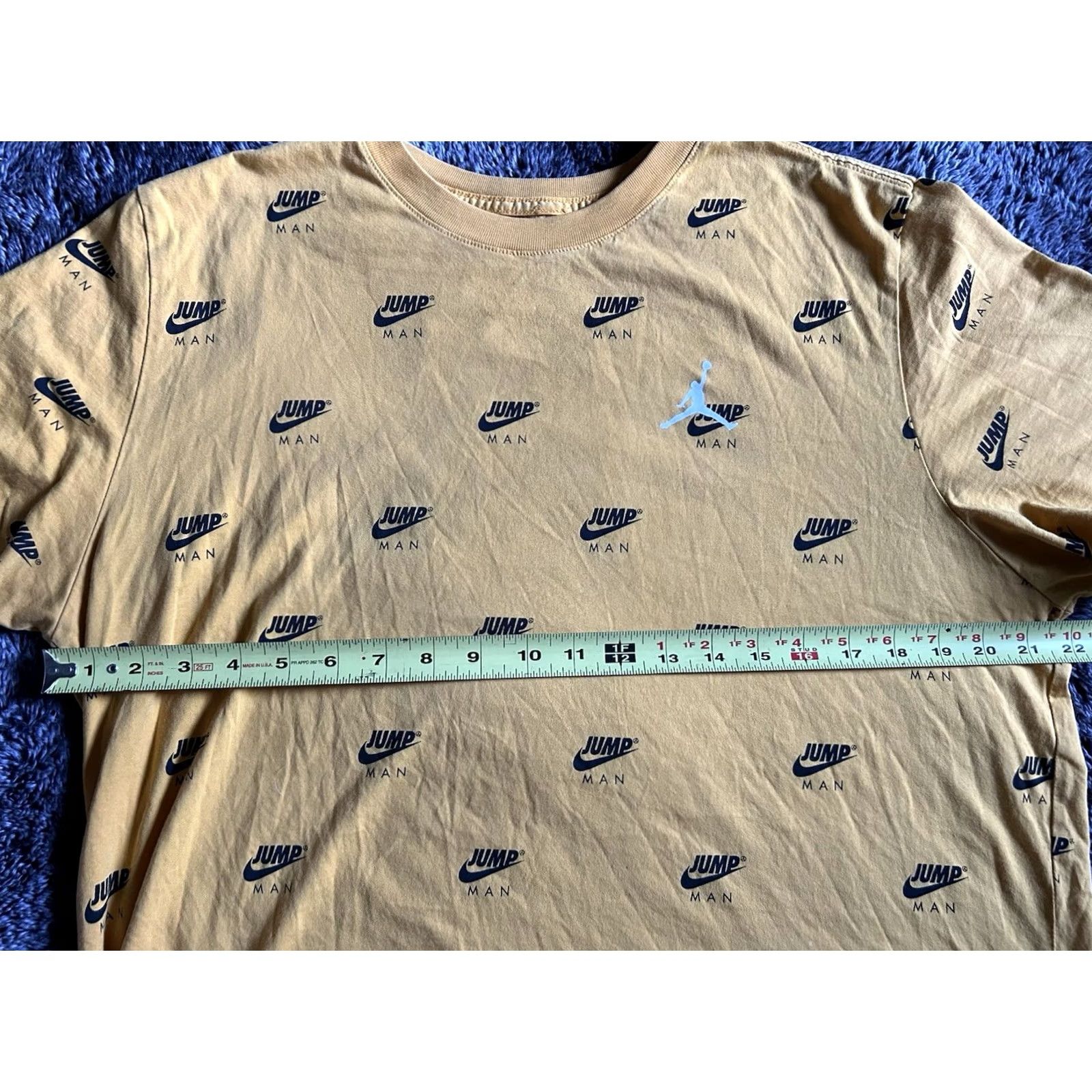 Nike Nike Jordan Jumpman T-Shirt Mens XL Yellow All Over Logo Graphic Print Crew Neck Short Sleeve Standard Fit Size US XL / EU 56 / 4 - 5 Thumbnail