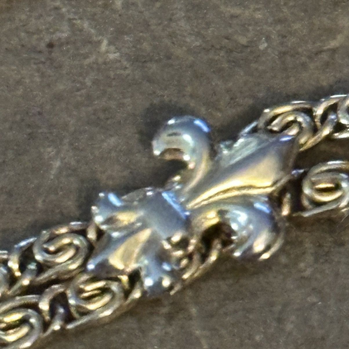Vintage Vintage double scroll link charm bracelet Size ONE SIZE - 8 Thumbnail