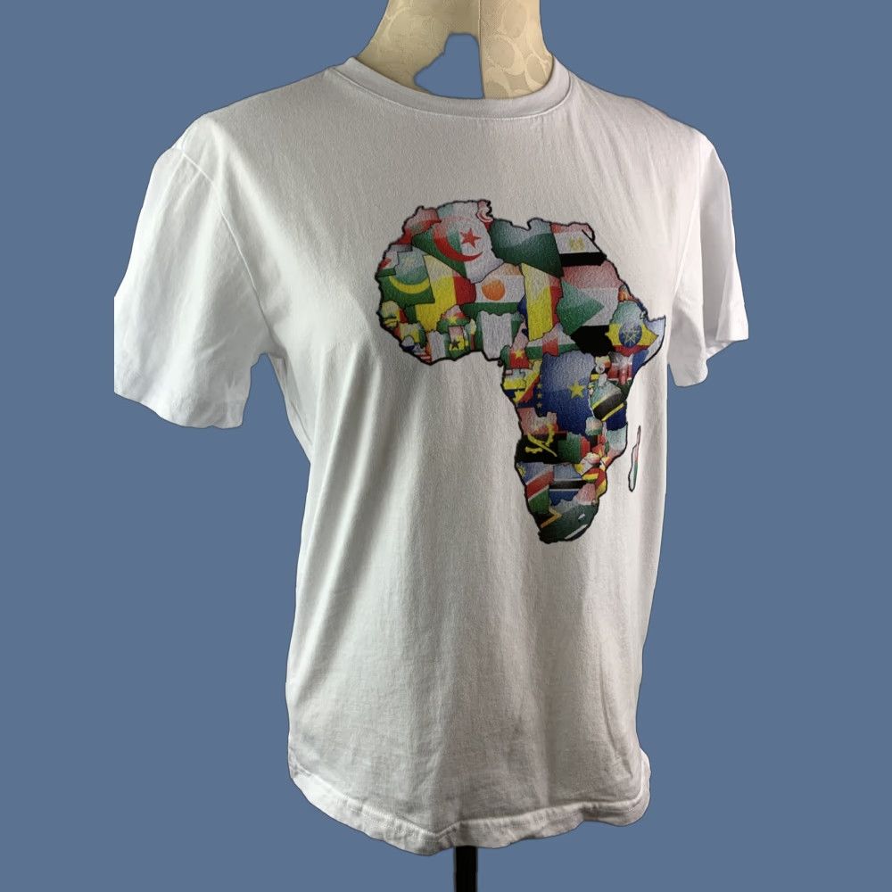 Vintage Medium Short Sleeve TShirt Women's White Map of the African Continent Size M / US 6-8 / IT 42-44 - 1 Thumbnail