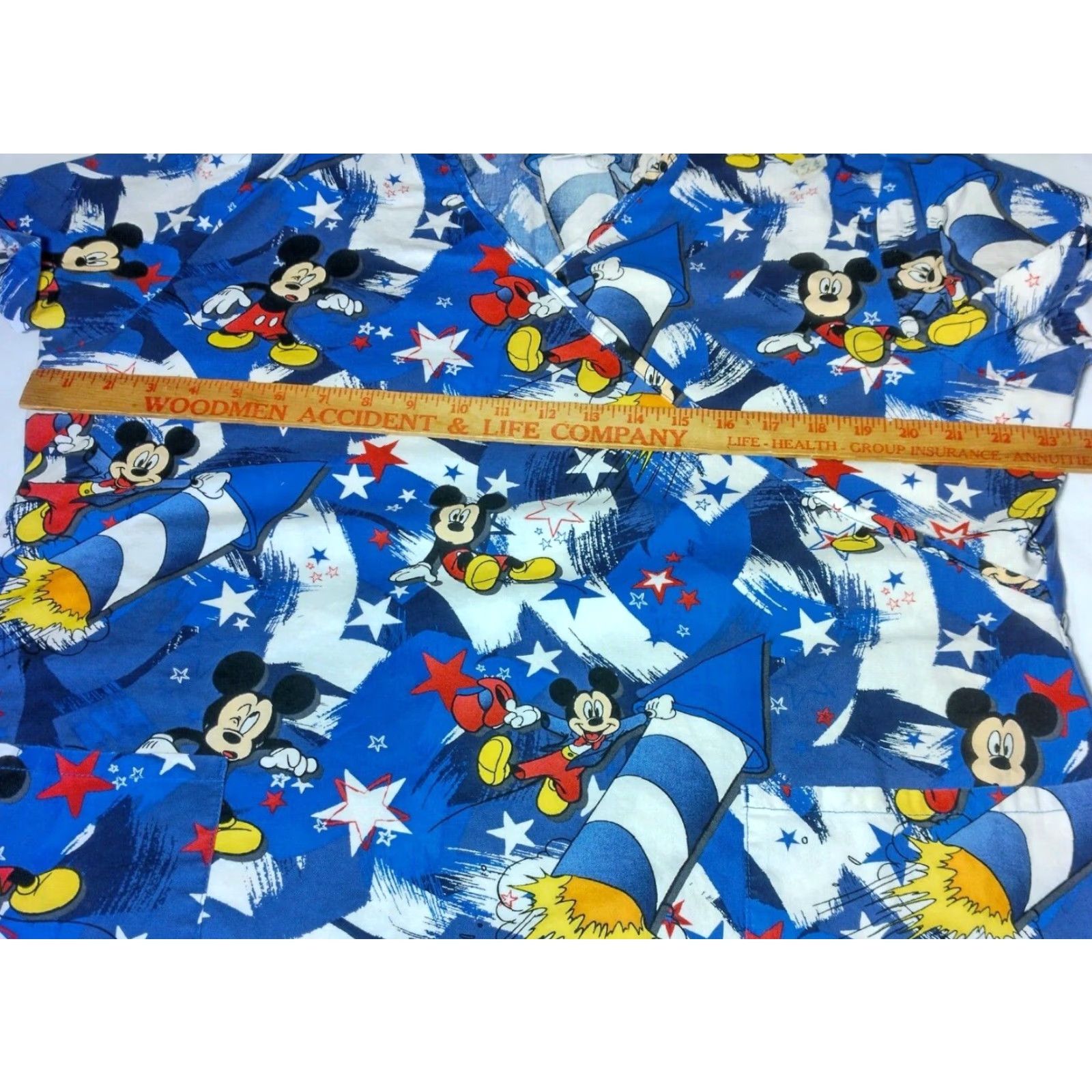 Disney Disney Mickey Mouse Scrub Top Women XL Blue Stars Faux Wrap Short Sleeve Shirt Size XL / US 12-14 / IT 48-50 - 3 Thumbnail