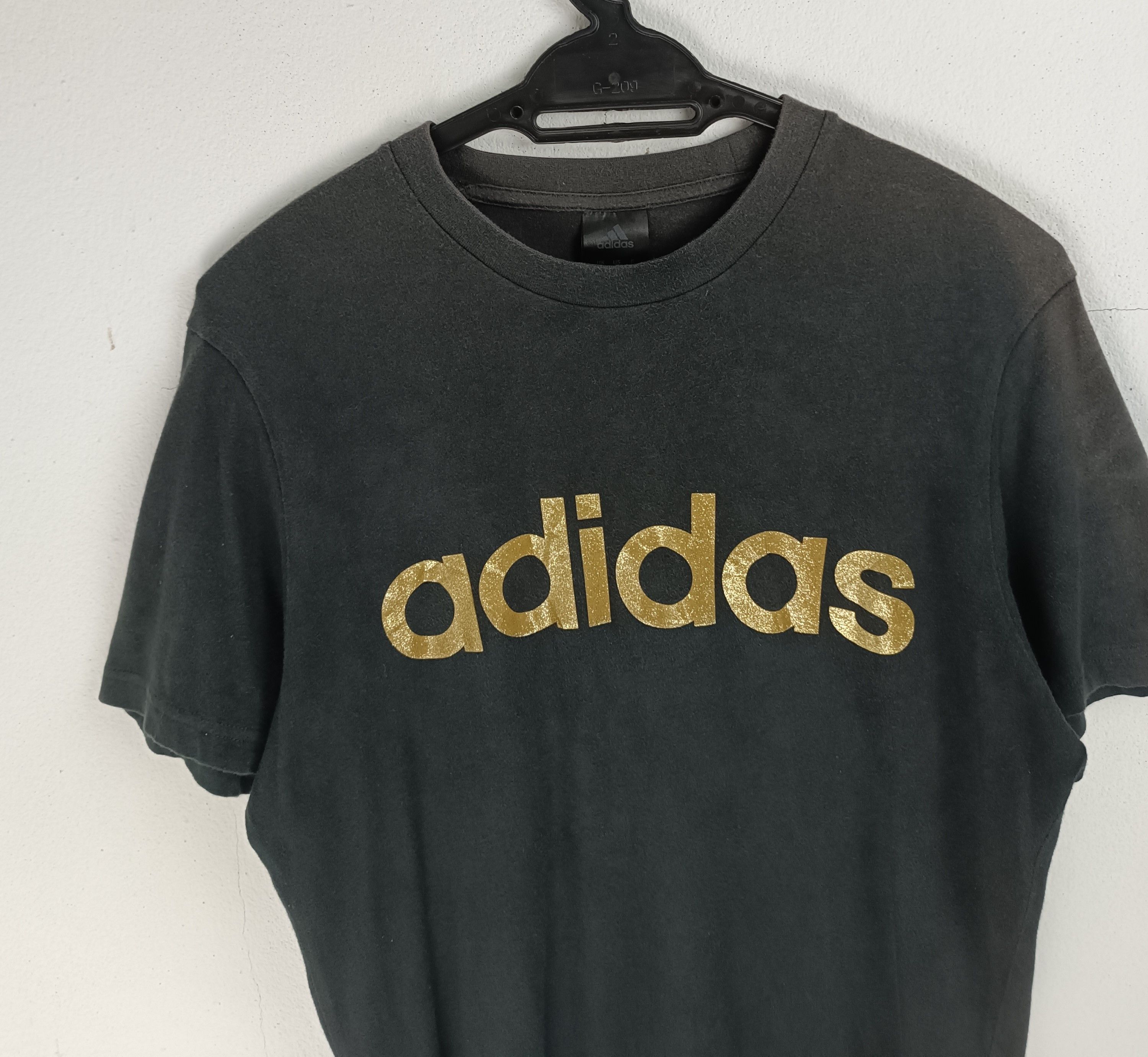 Adidas VINTAGE ADIDAS GOLD EDITION TEE VERY RARE Size US M / EU 48-50 / 2 - 5 Thumbnail