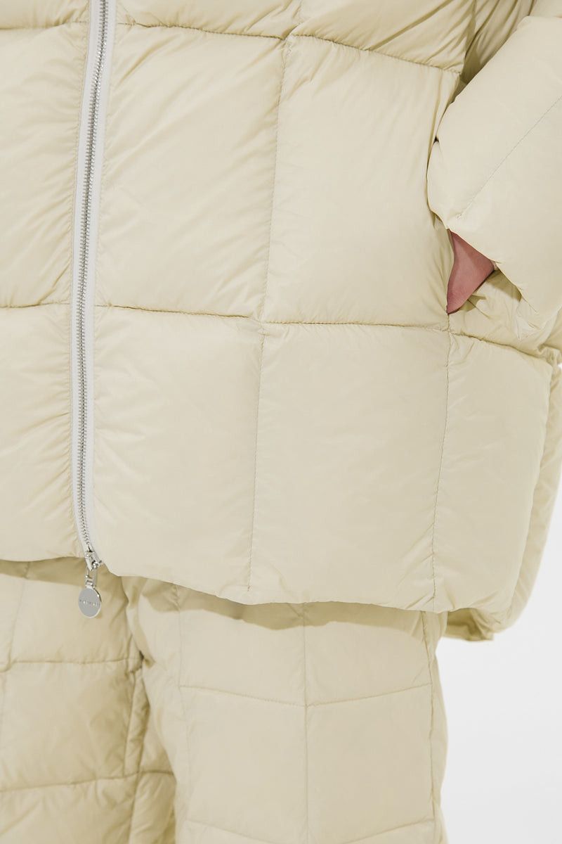 IENKI IENKI o1s22i1n1024 Wendy's Quilted Down Jacket in Off White Size S / US 4 / IT 40 - 9 Thumbnail