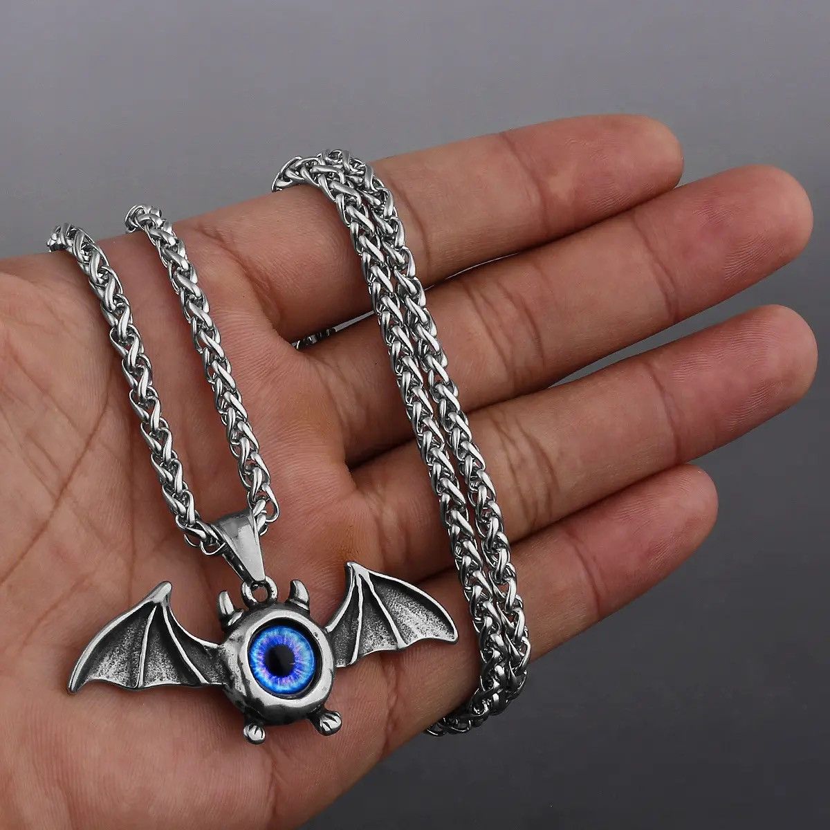 Jewelry Retro Bat Pendant Necklace Size ONE SIZE - 1 Thumbnail