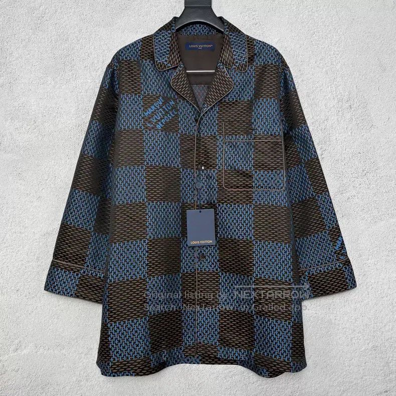 Louis Vuitton Louis Vuitton Blue Checkerboard Logo Long Sleeve Silk Paja Size US M / EU 48-50 / 2 - 1 Thumbnail
