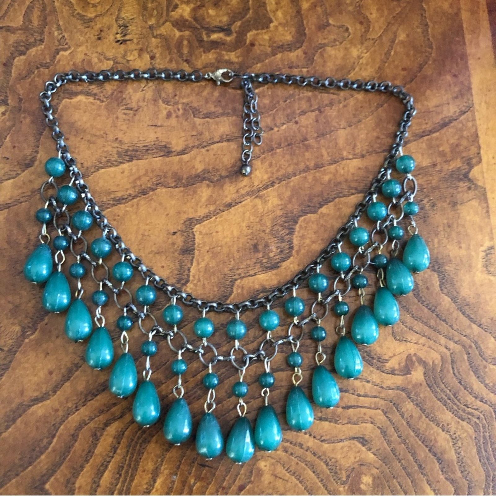 Jewelry Aged brass green beaded fringe bib necklace Size ONE SIZE - 8 Thumbnail