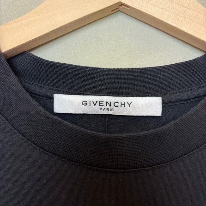 Givenchy Givenchy Double-sleeve shark T-shirt, black, size S Size US S / EU 44-46 / 1 - 3 Thumbnail