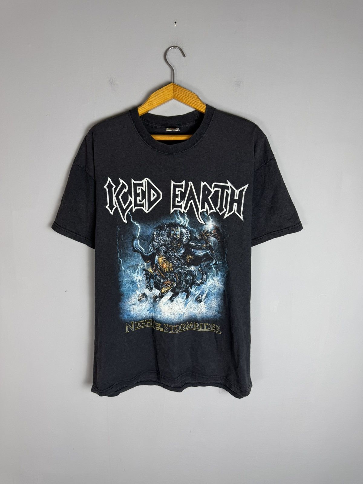 Vintage 2000s Black Iced Earth Nigth of the Stormrider tee Size US XL / EU 56 / 4 - 1 Thumbnail
