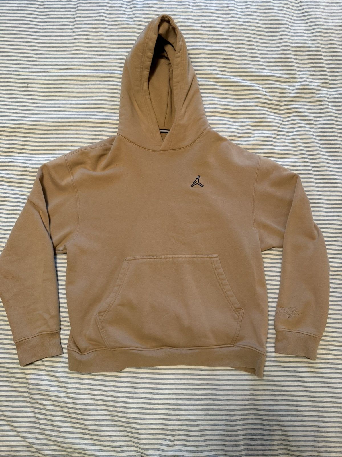 Jordan Brand Jordan Tan Hoodie Size US L / EU 52-54 / 3 - 1 Thumbnail
